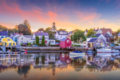 16 Classic New England Adventures