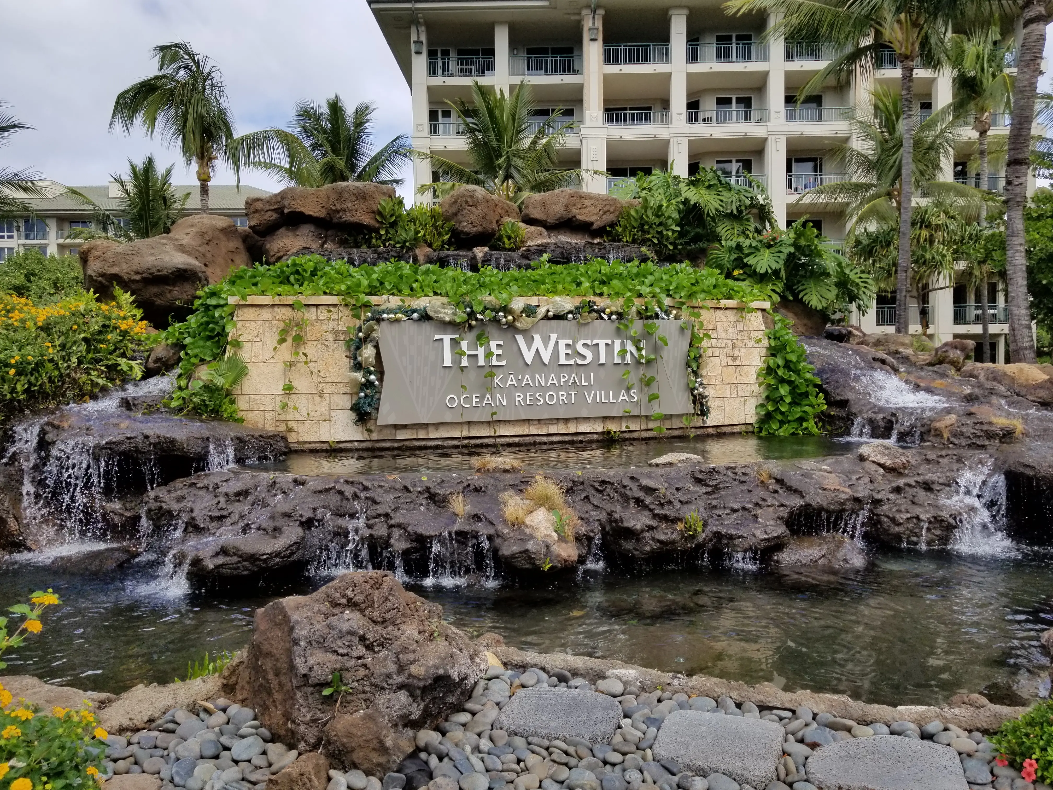 Image of the front entrance sign for the Westin Ka‘anapali Ocean Resort Villas.