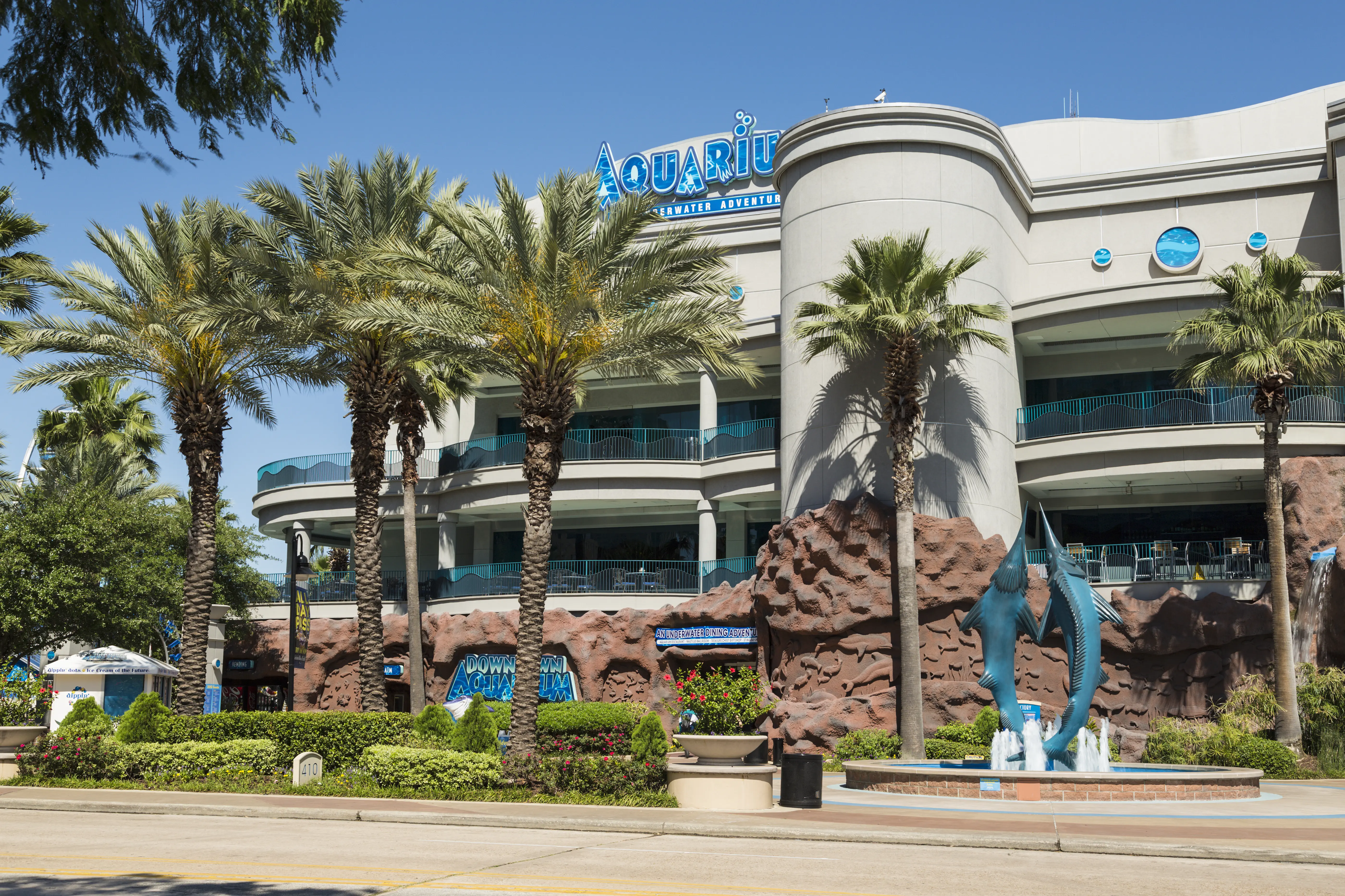 Exterior image of the Houston Downtown Aquarium.