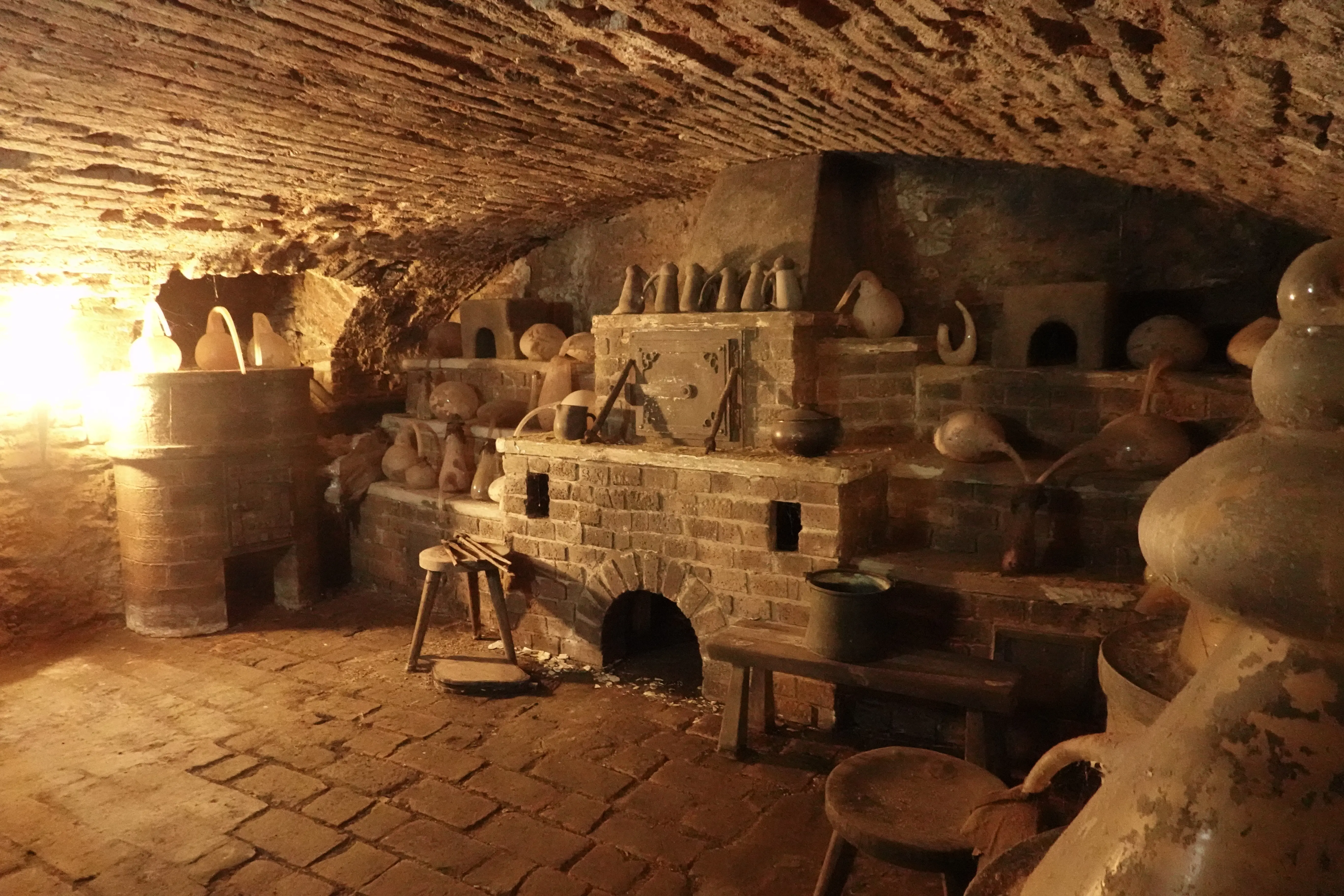 Interior image of the alchemy equipment at the Speculum Alchemiae in Prague.