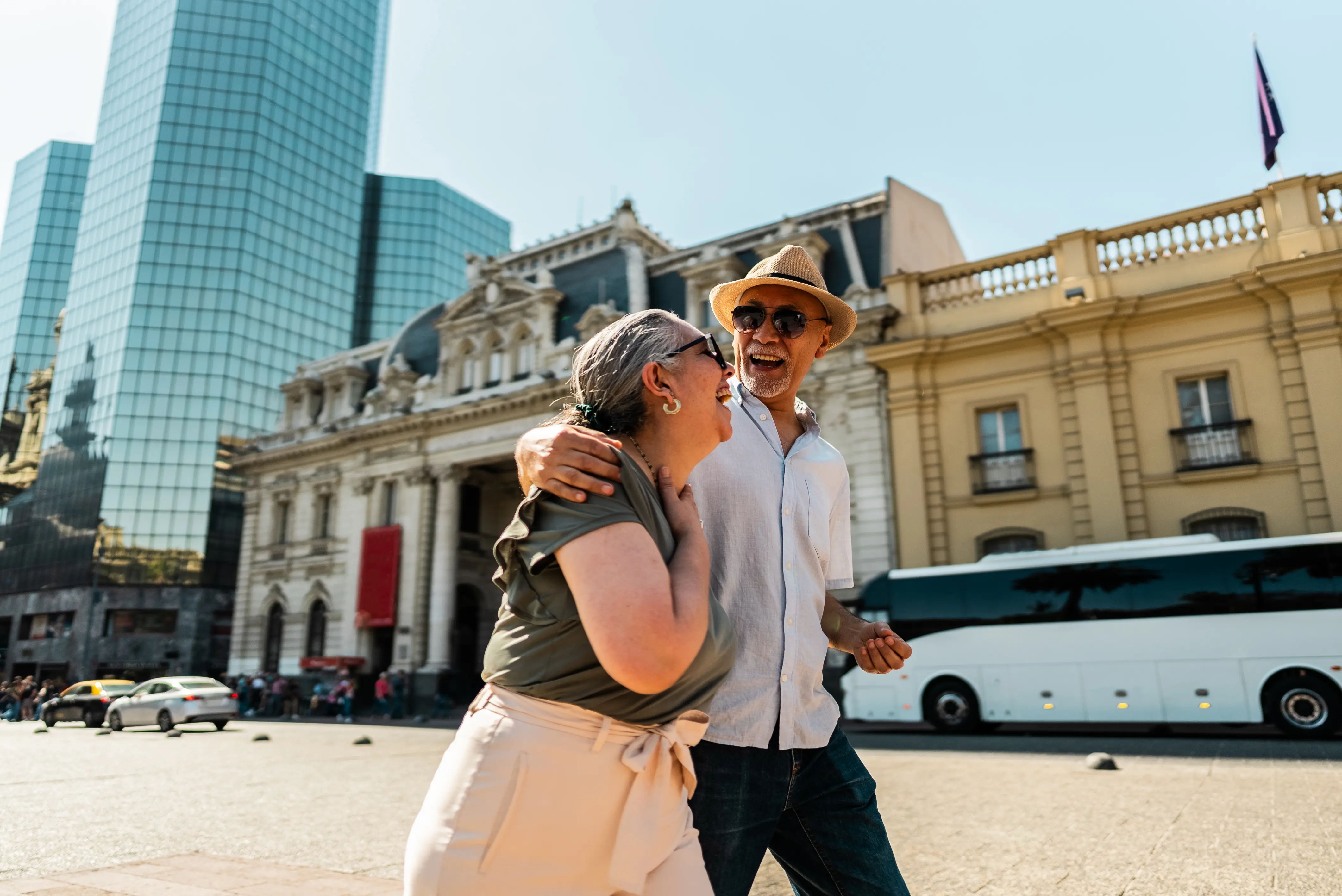Image of a happy couple walking in Santiago, Chile.