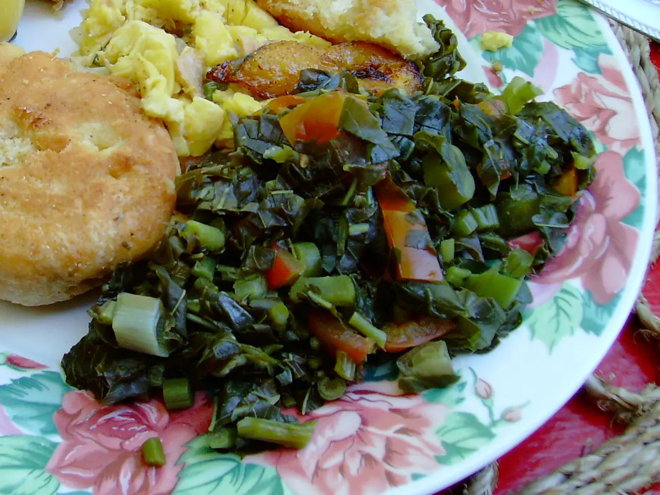 Image of a plate of Jamaican Callaloo, a plant stew dish.