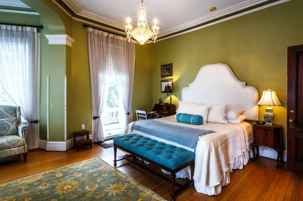 Guestroom in Kehoe House Savannah in Savannah, Georgia