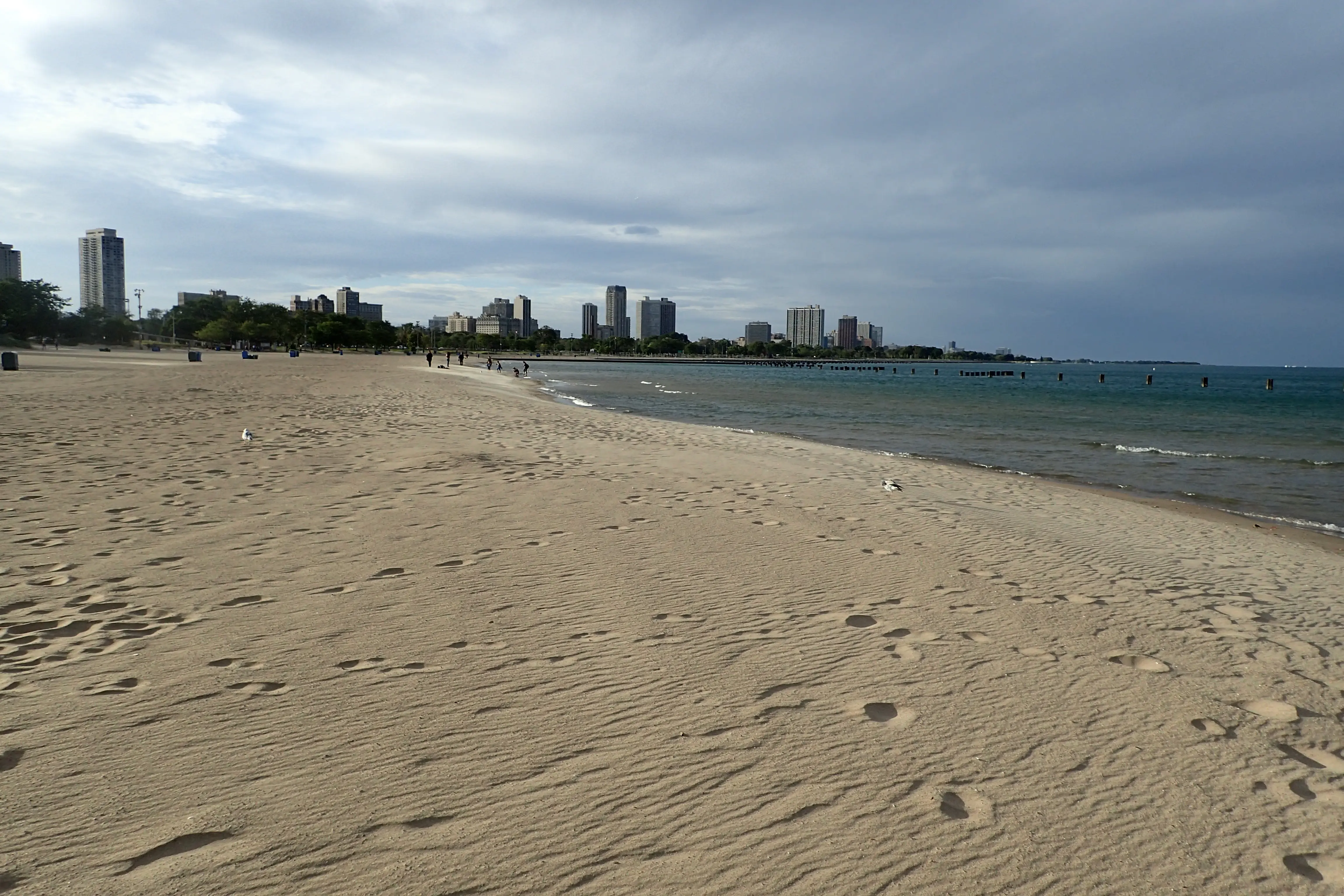 Image of the shoreline of North Avenue Beach near Chicago, Illinois.