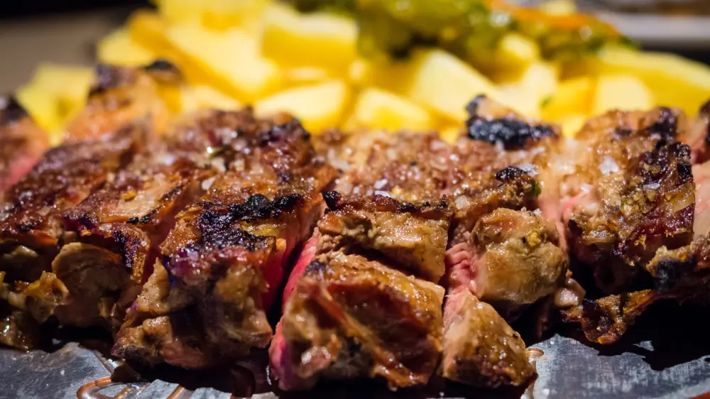 beef rib grilled with fried potatoes