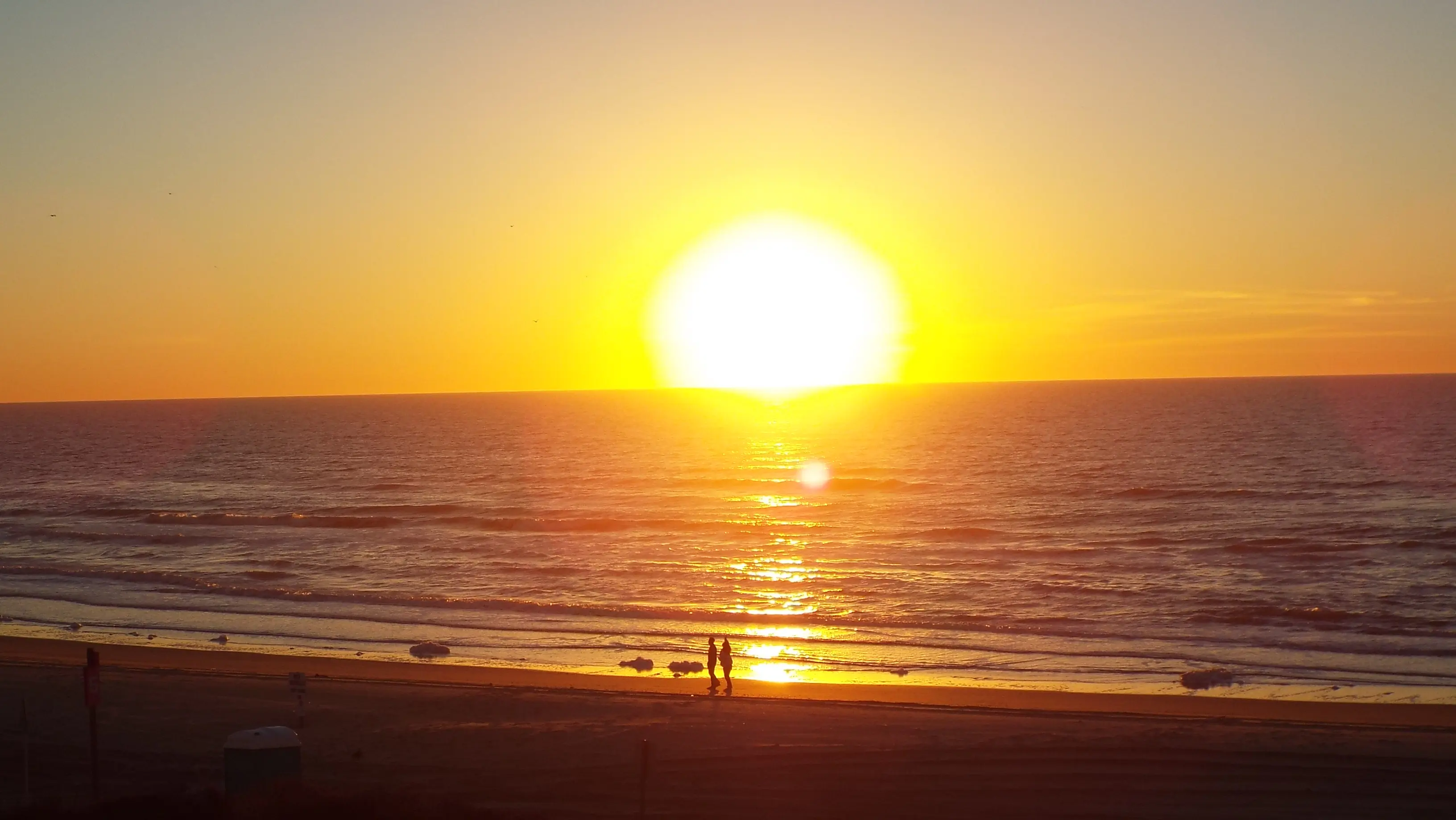 Image of the sunrise at Surfside Beach in Texas