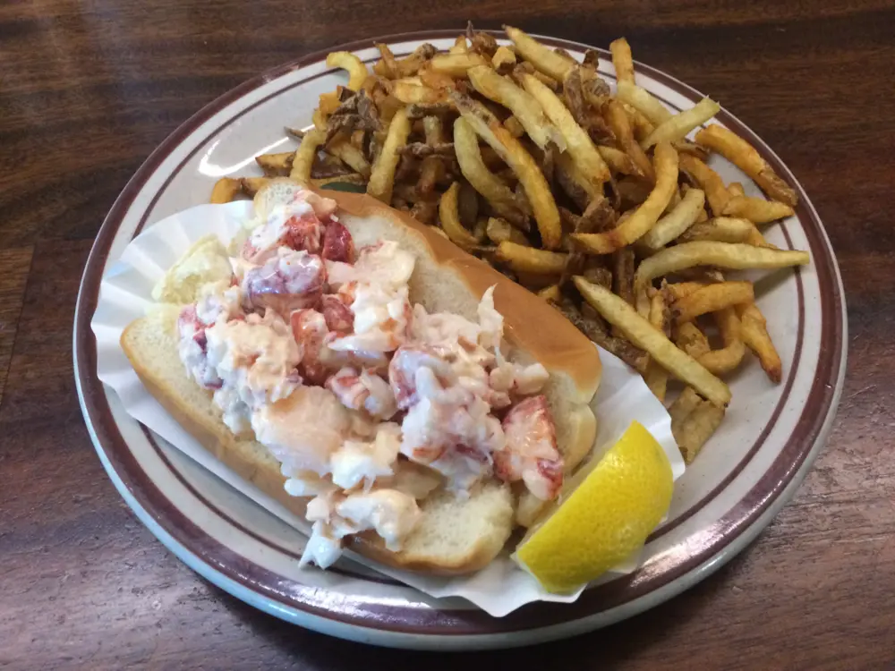 Lobster roll