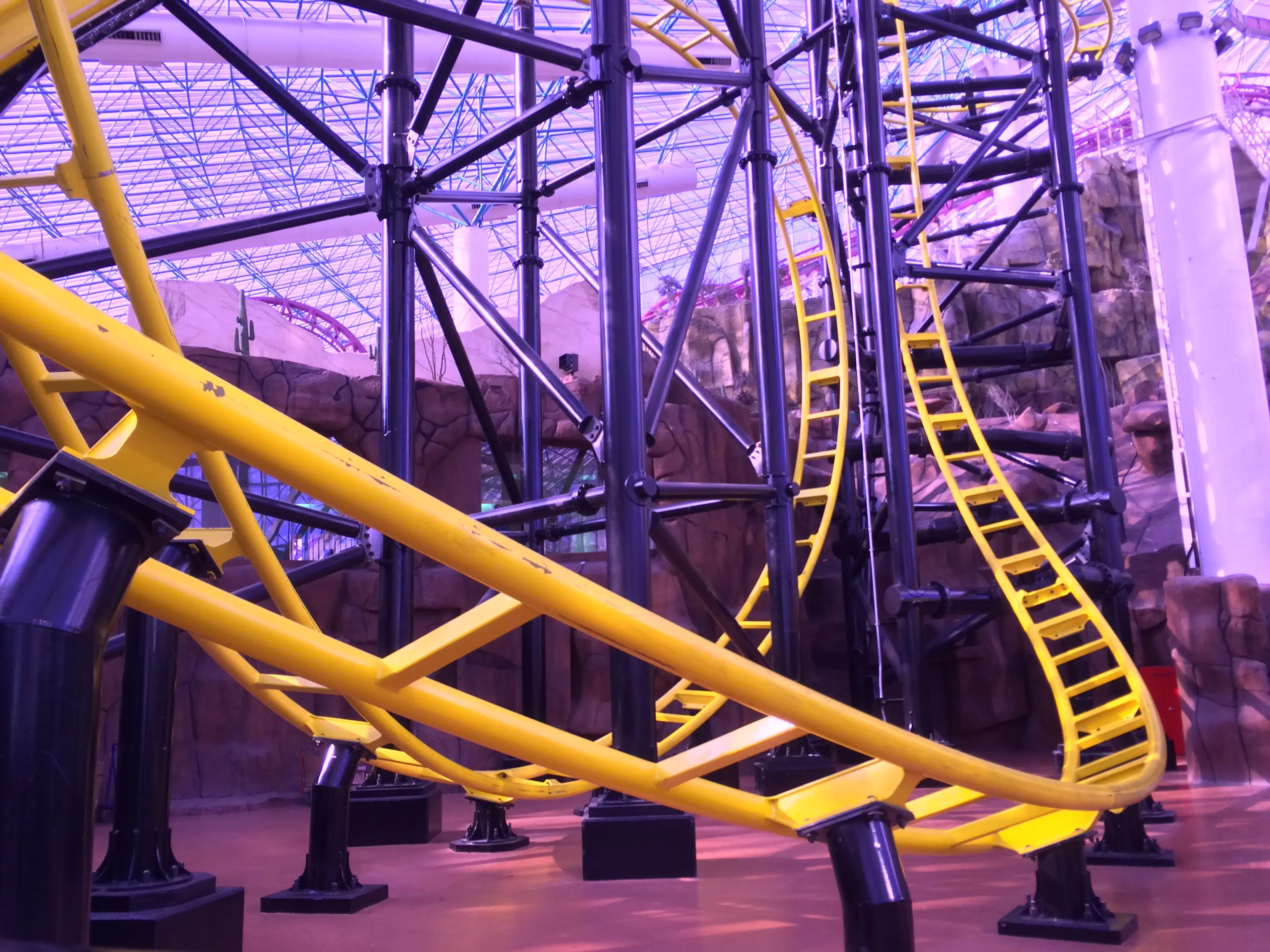 Image of the El Loco coaster at the Adventuredome in Las Vegas.