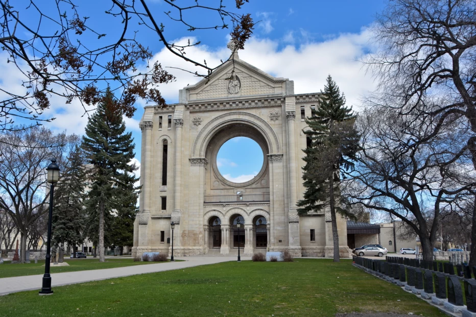 The limestone facade of the 1905 St. Boniface Cathedral in Winnipeg, Manitoba.