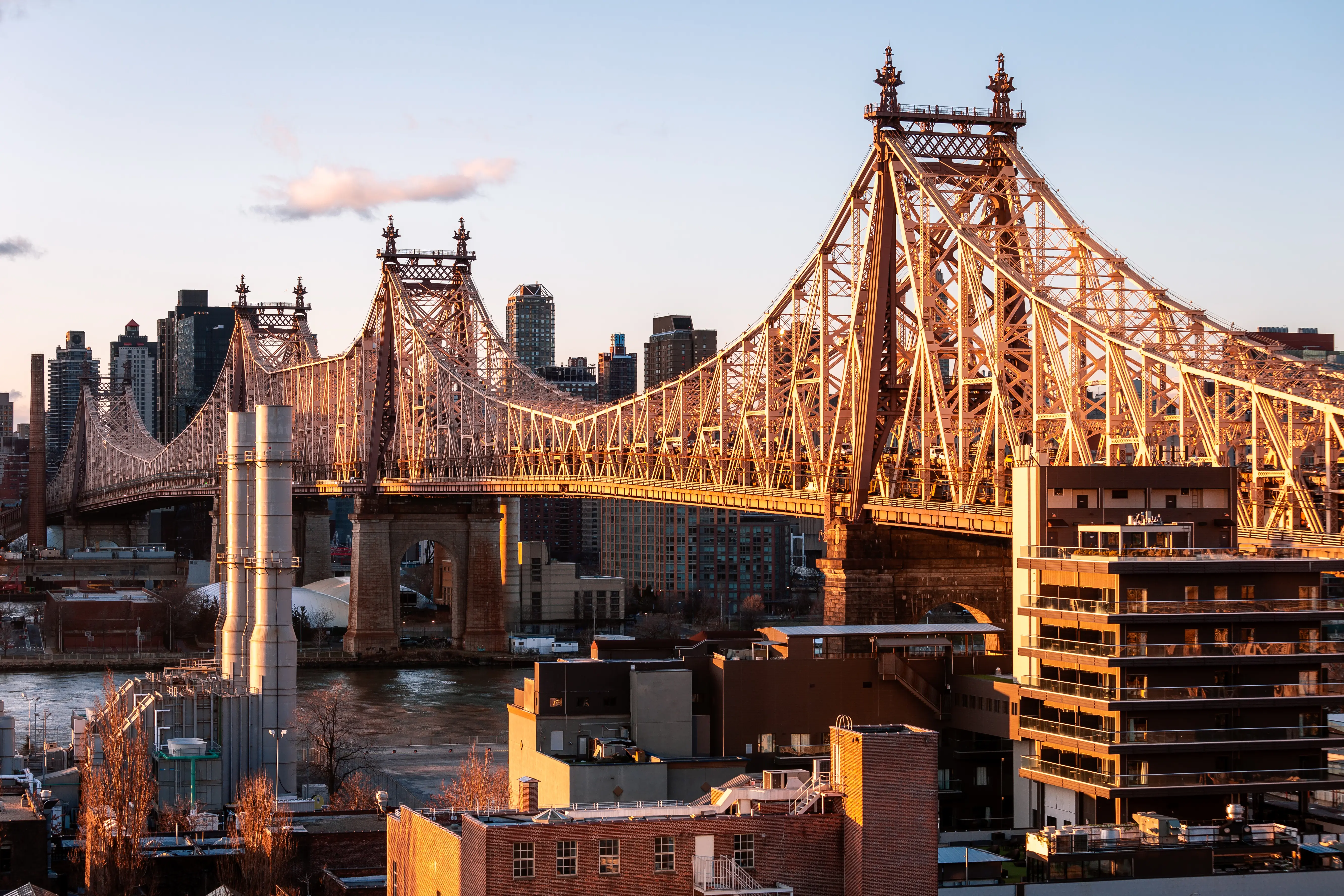 Image of the Queensboro Bridge at sunset, New York City