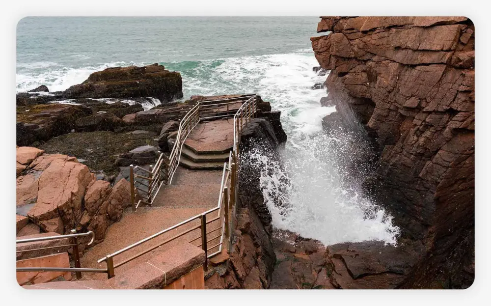 Water splashing up from Thunder Hole
