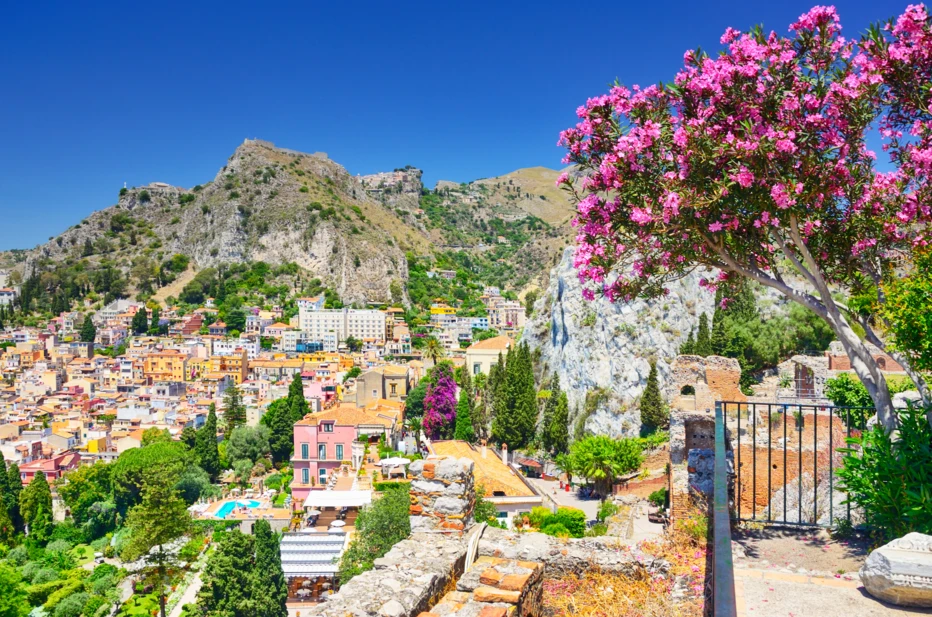 iStockphoto.com / taormina