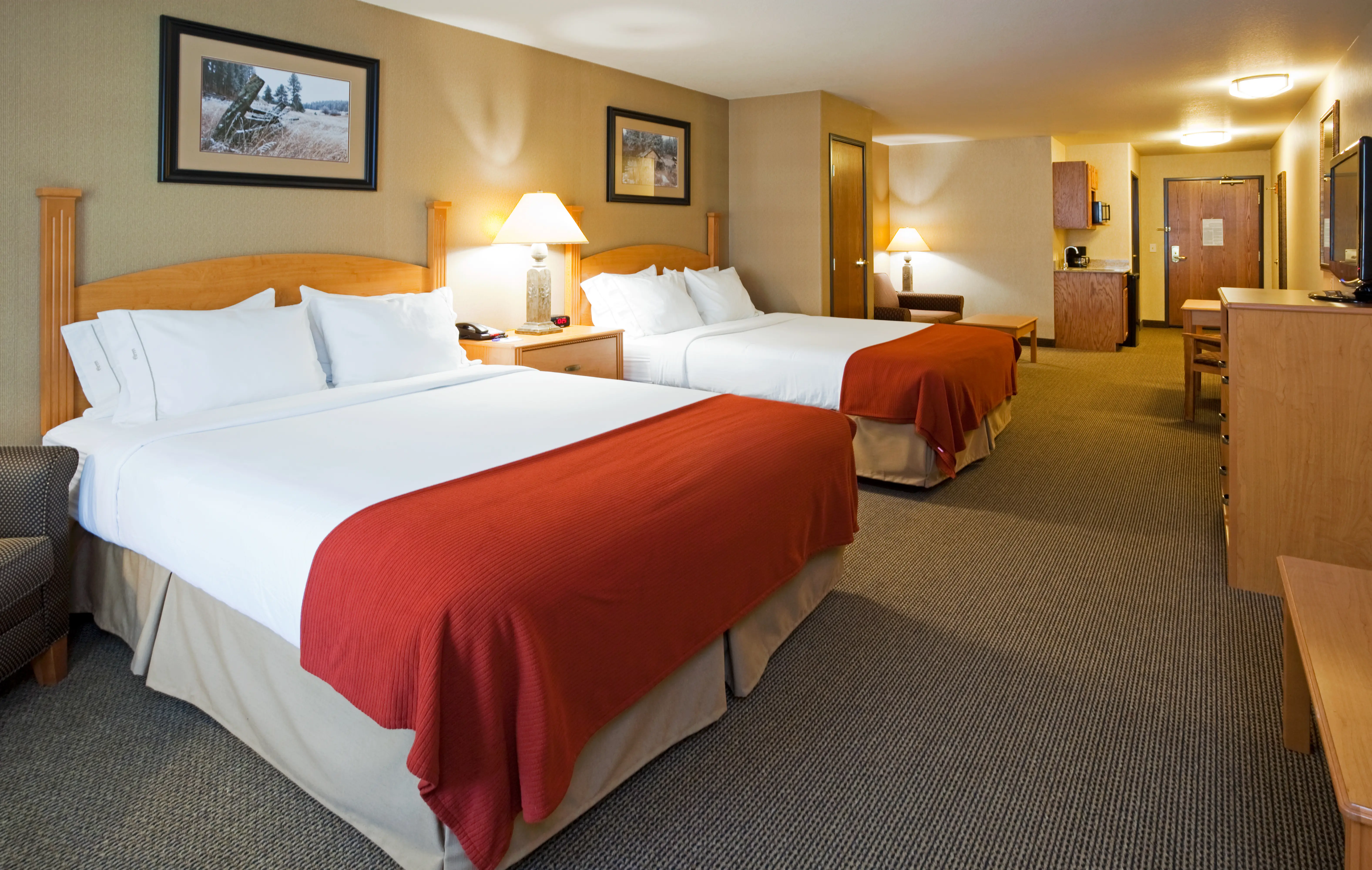 Holiday Inn Express Hotel & Suites in Custer South Dakota