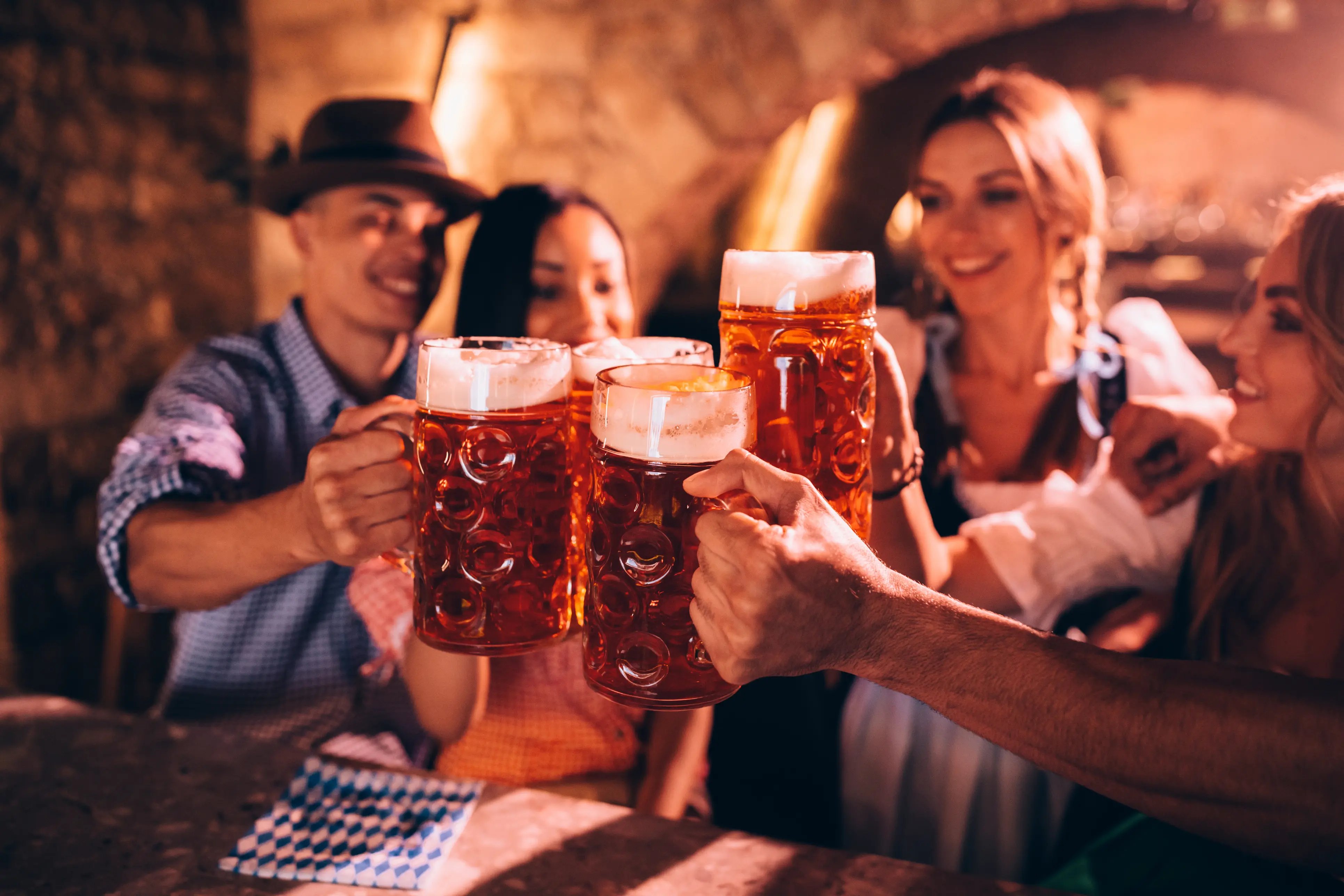 Photo of friends at a bar in Munich