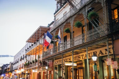 8 of the Most Haunted Places in New Orleans, LA to Visit