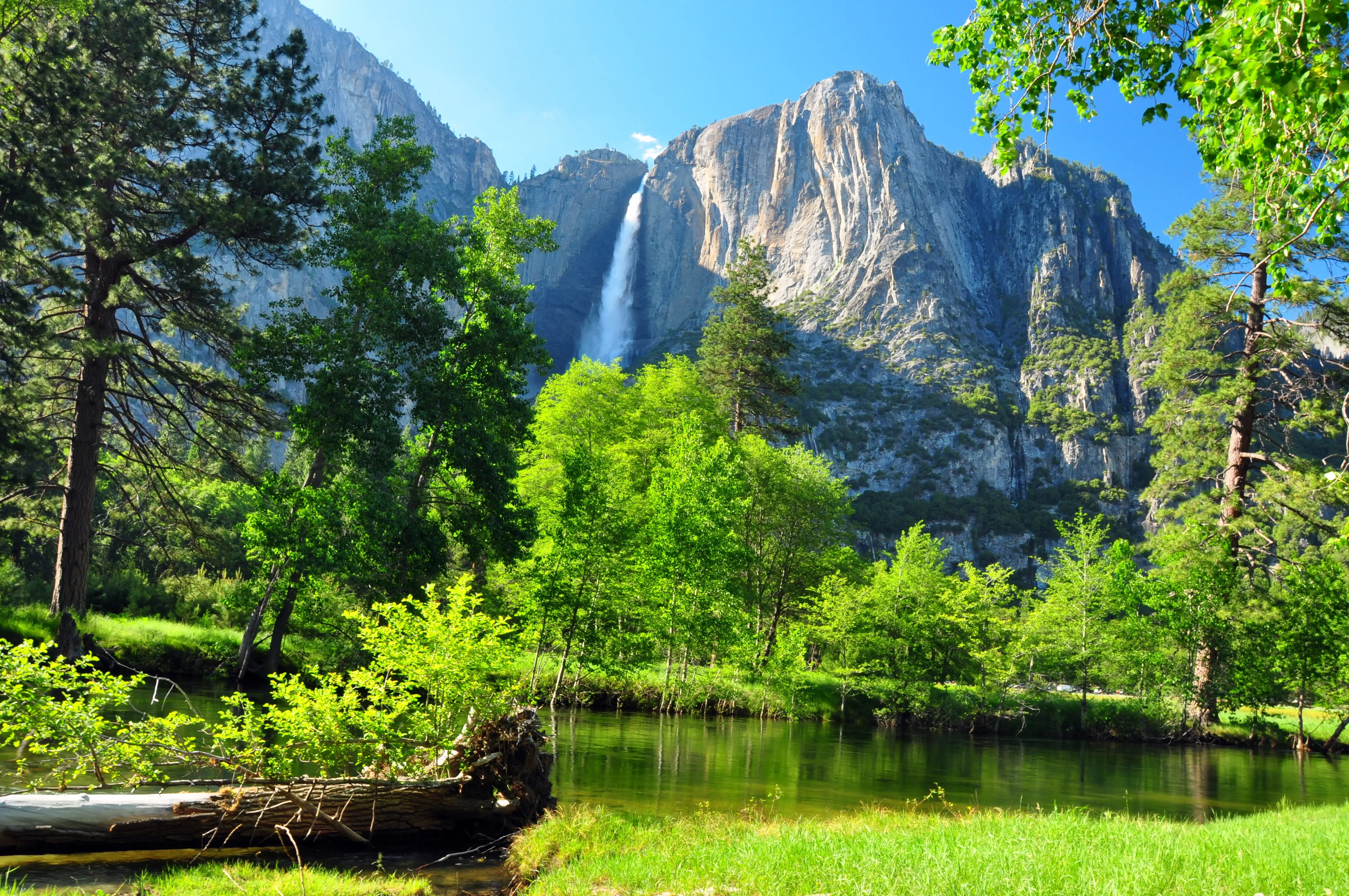 North America, Yosemite National Park, waterfall