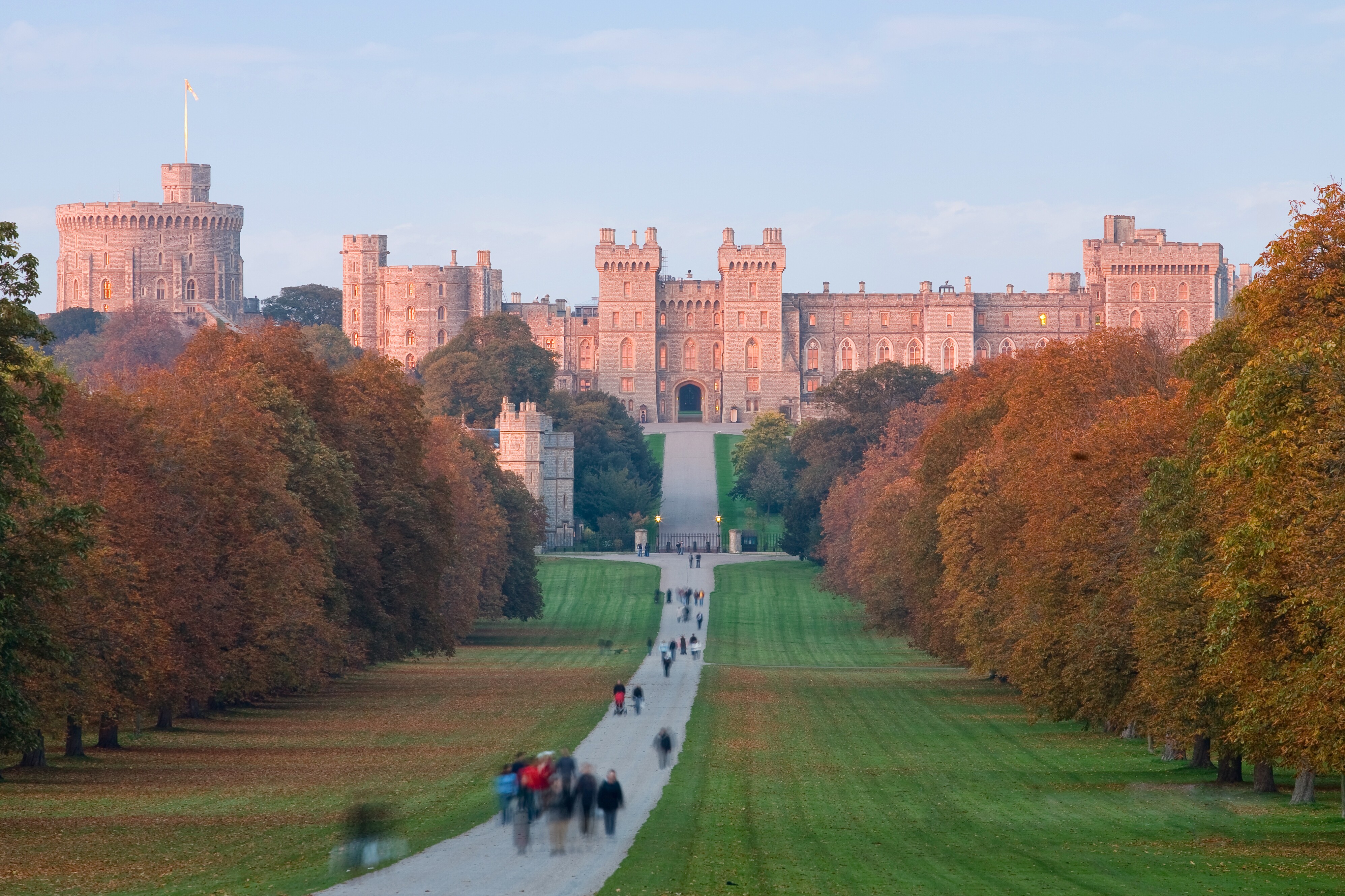 windsor castle half day tour from london