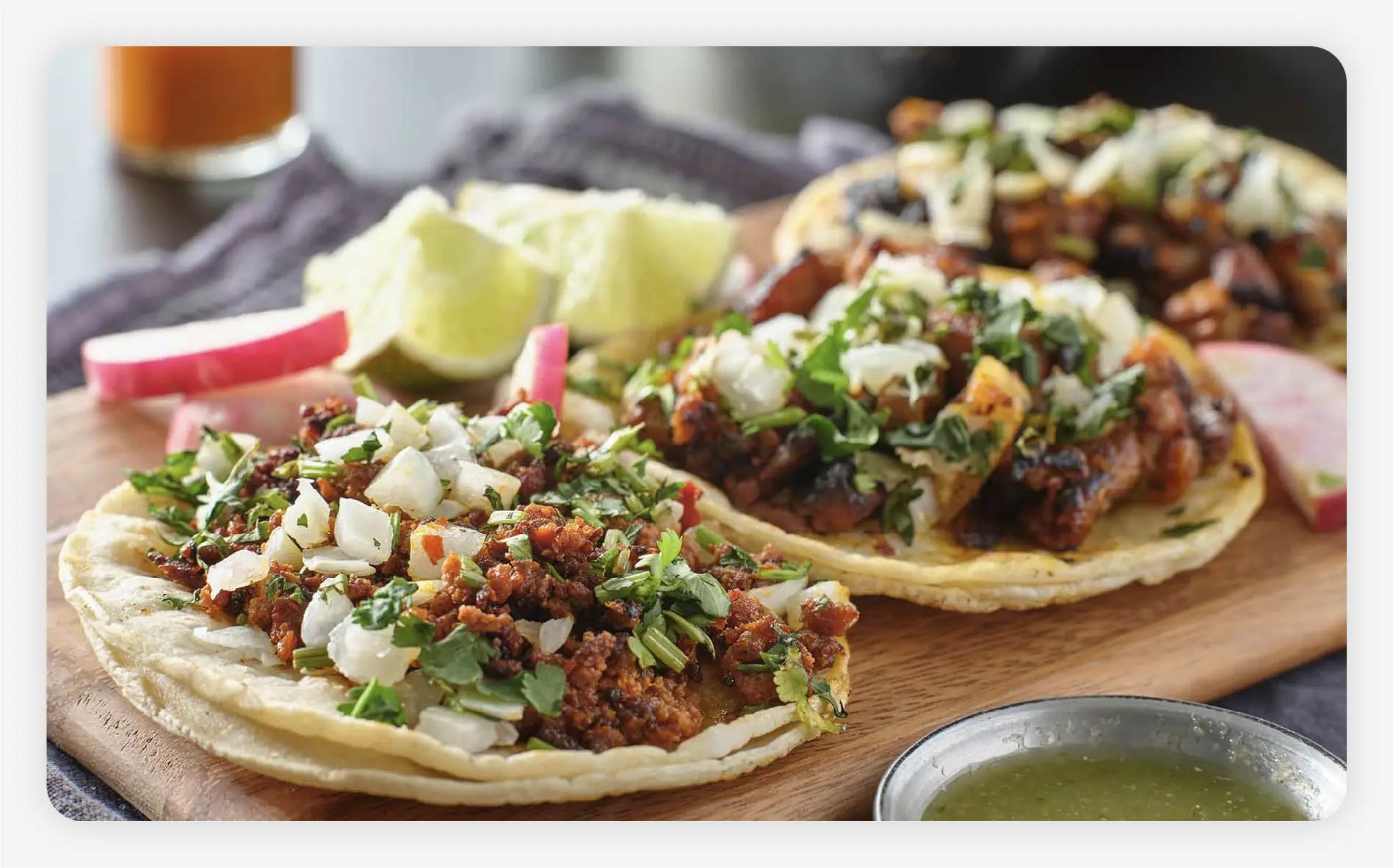 Tacos with onion and cilantro