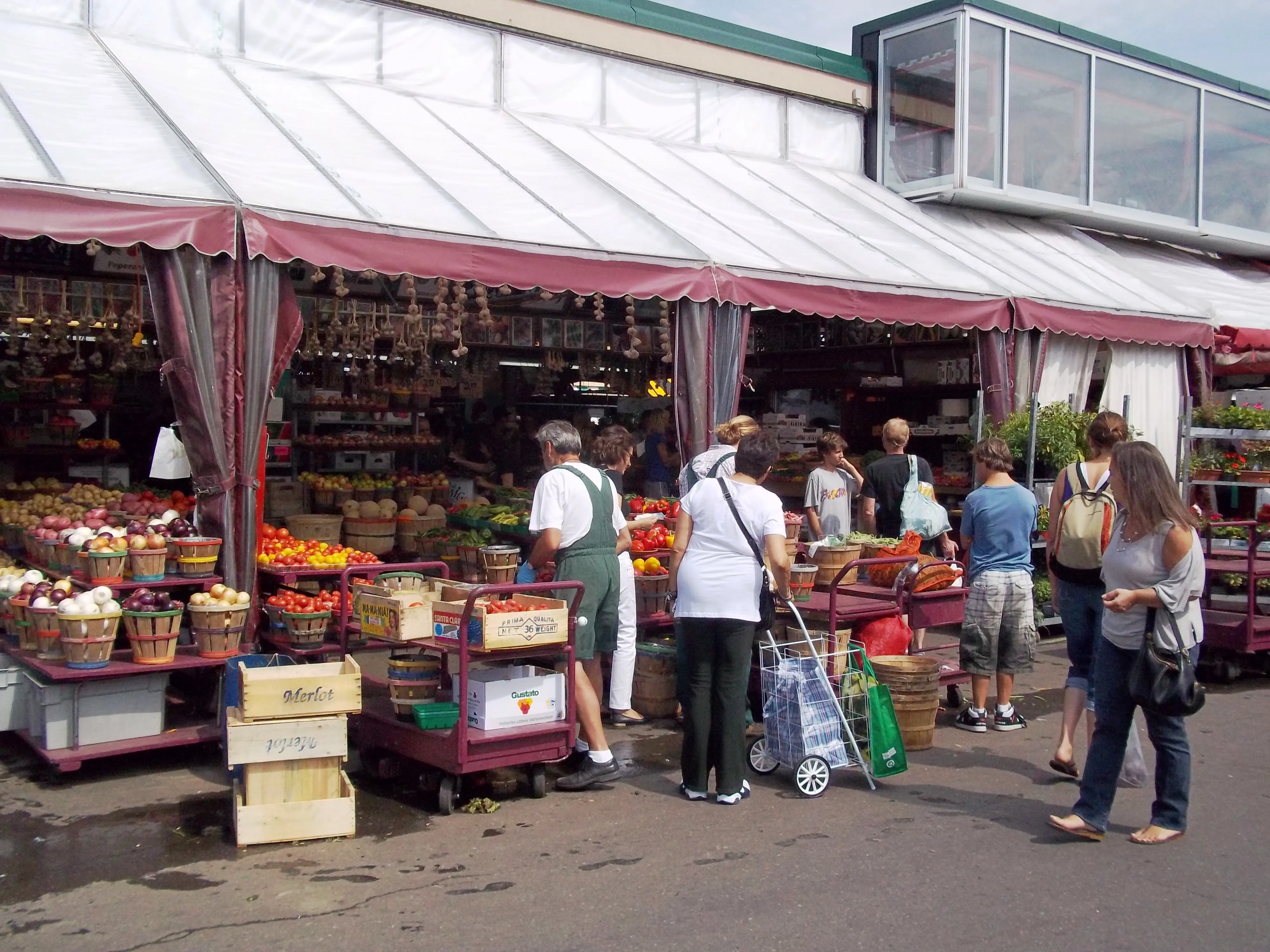 Image of the Marché Jean-Talon, or the Jean-Talon Market, in Montreal, Canada.