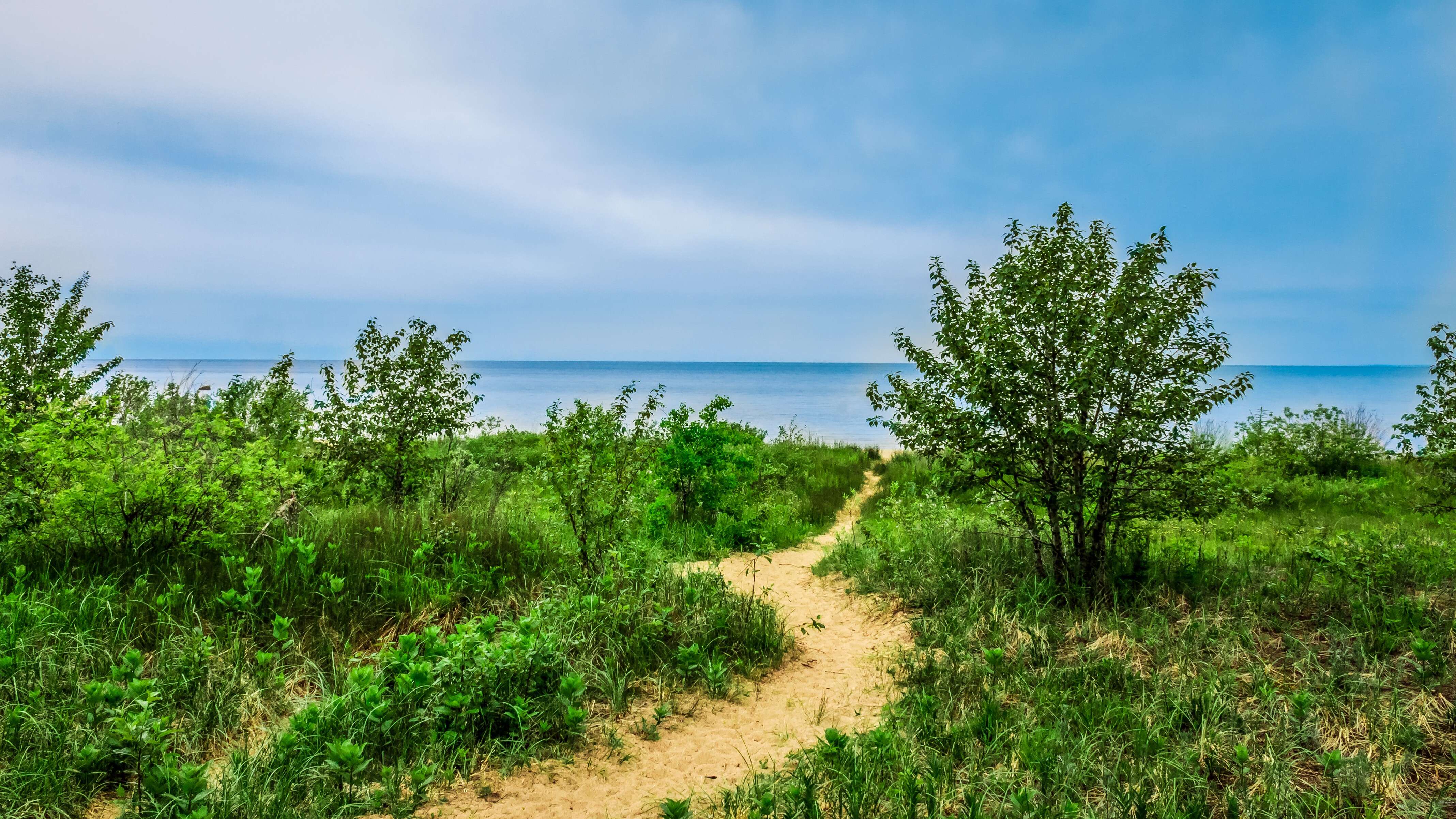 Lake Superior South Shore Scenic Highway Road Trip