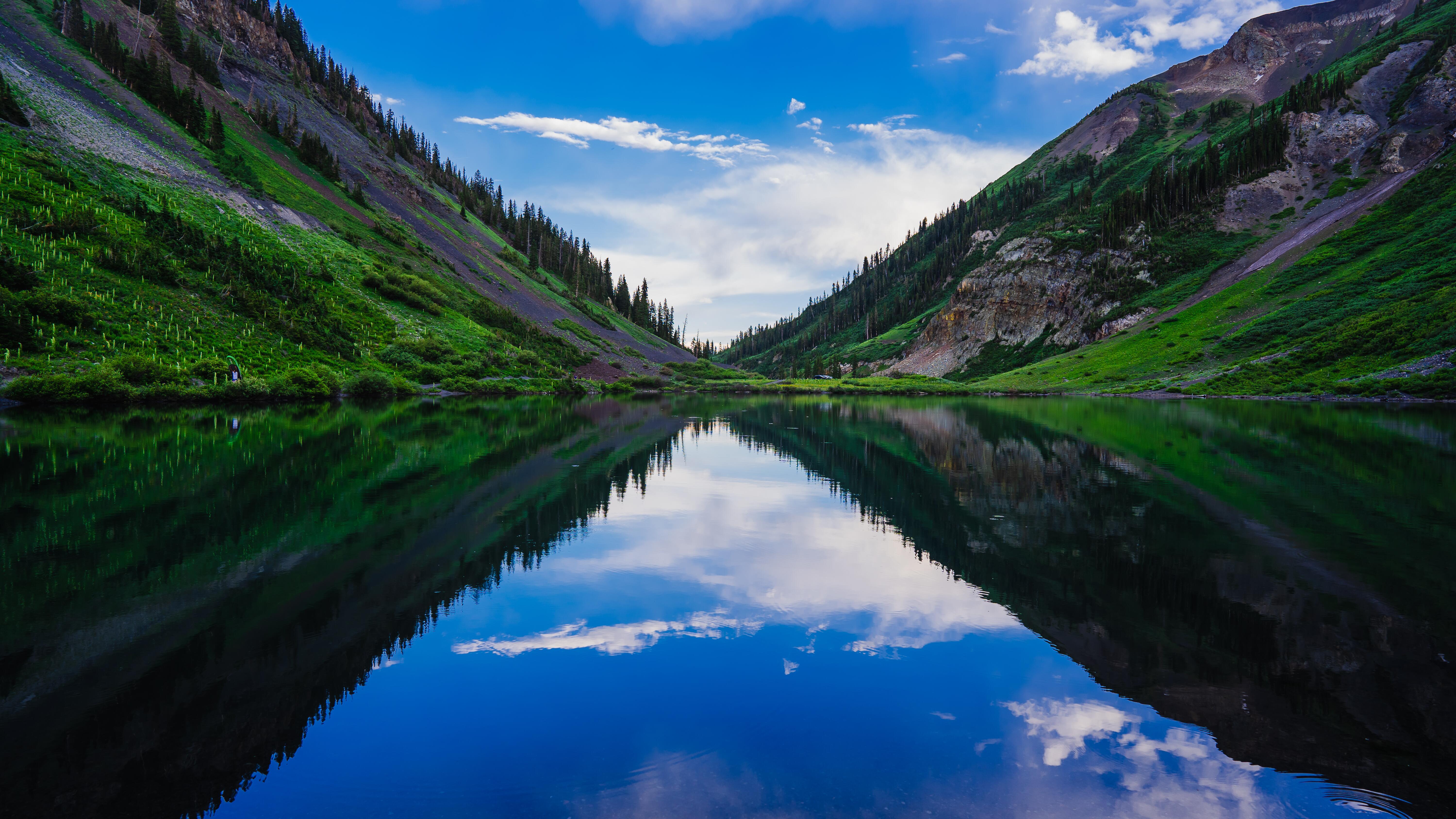 Image of Emerald Lake in Colorado.