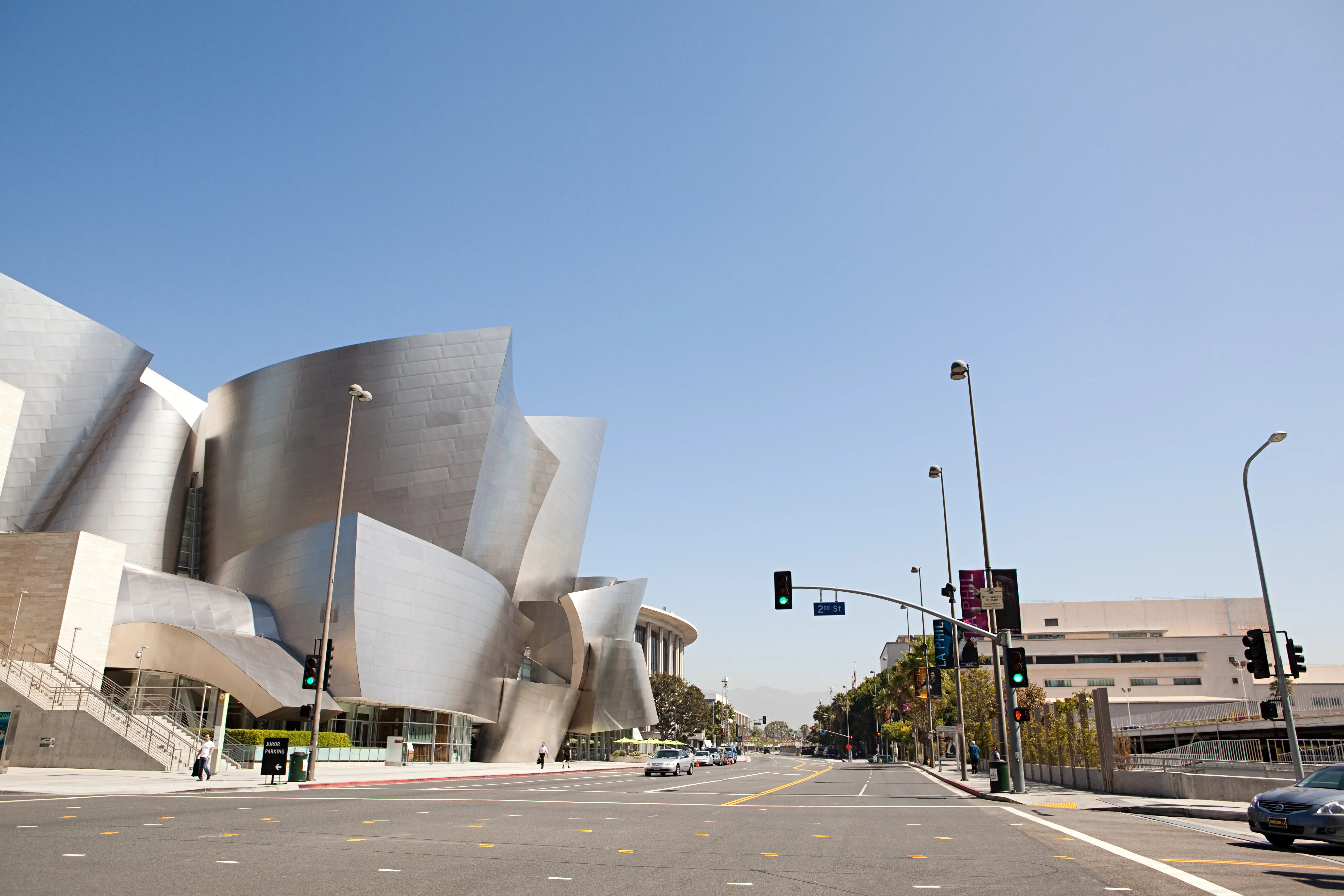 Exterior street view of the Walt Disney Concert Hall in Los Angeles, California.