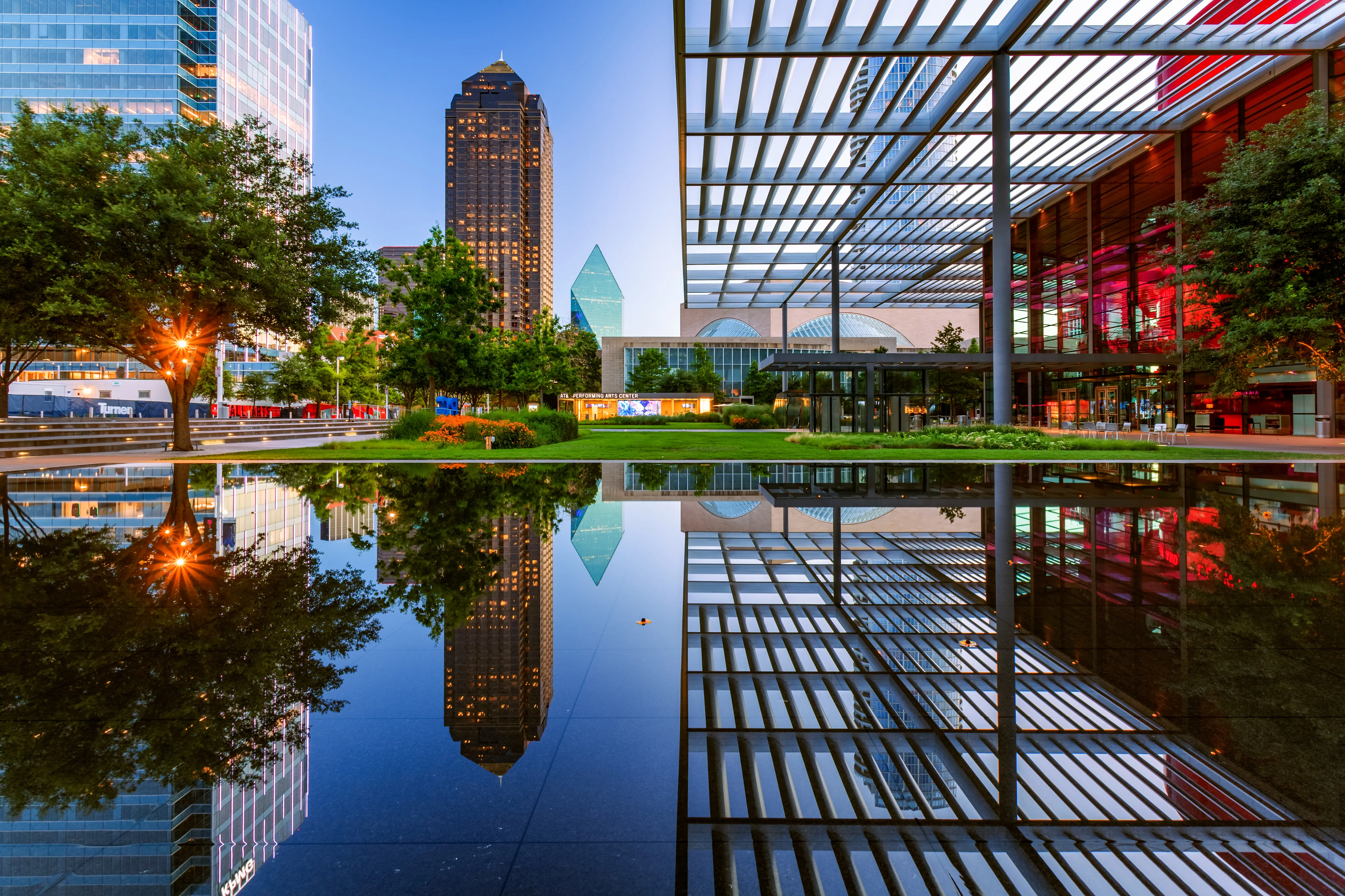 Image of the Performing Arts Center in Dallas, Texas.