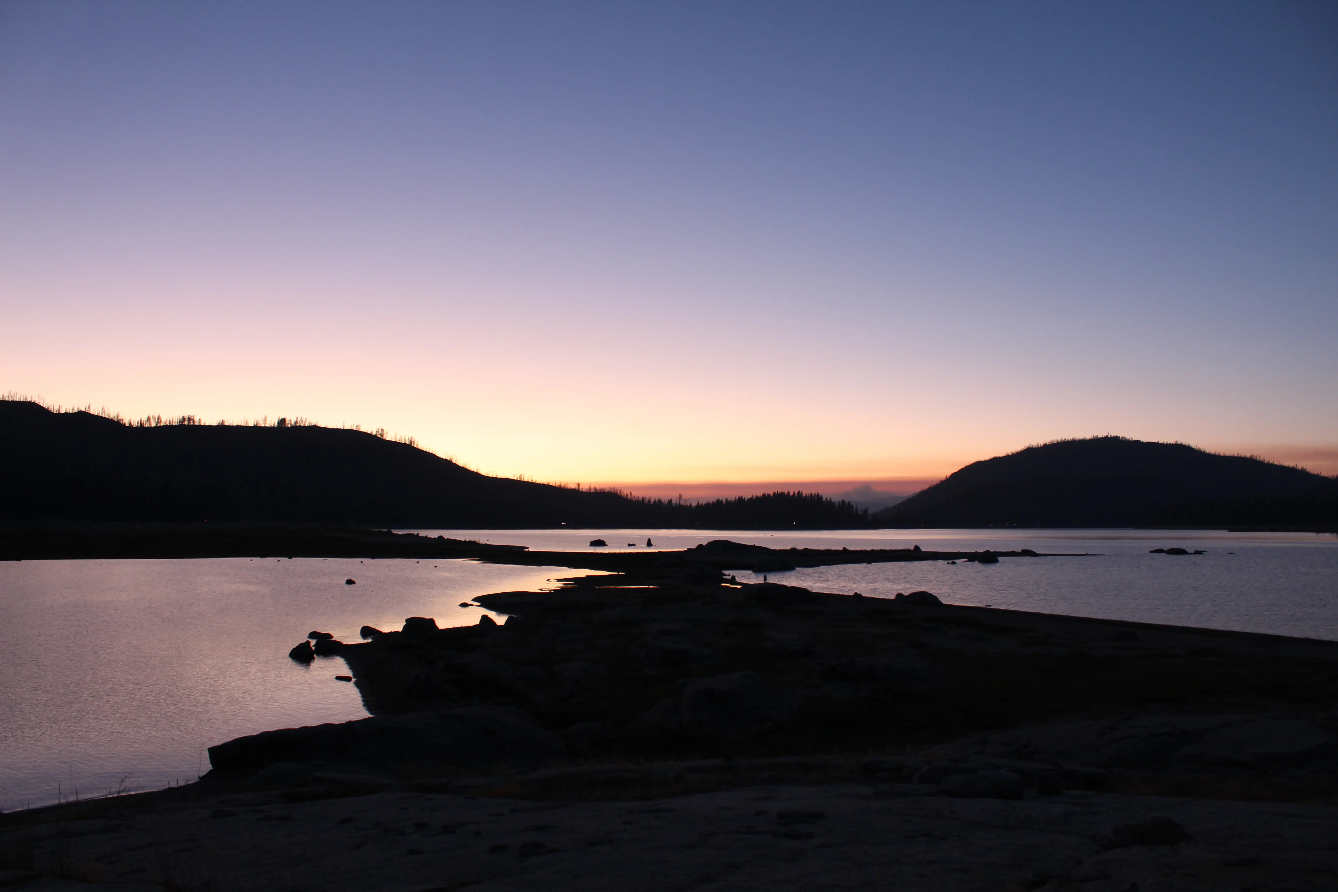 Image of Shaver Lake at sunset, in California.
