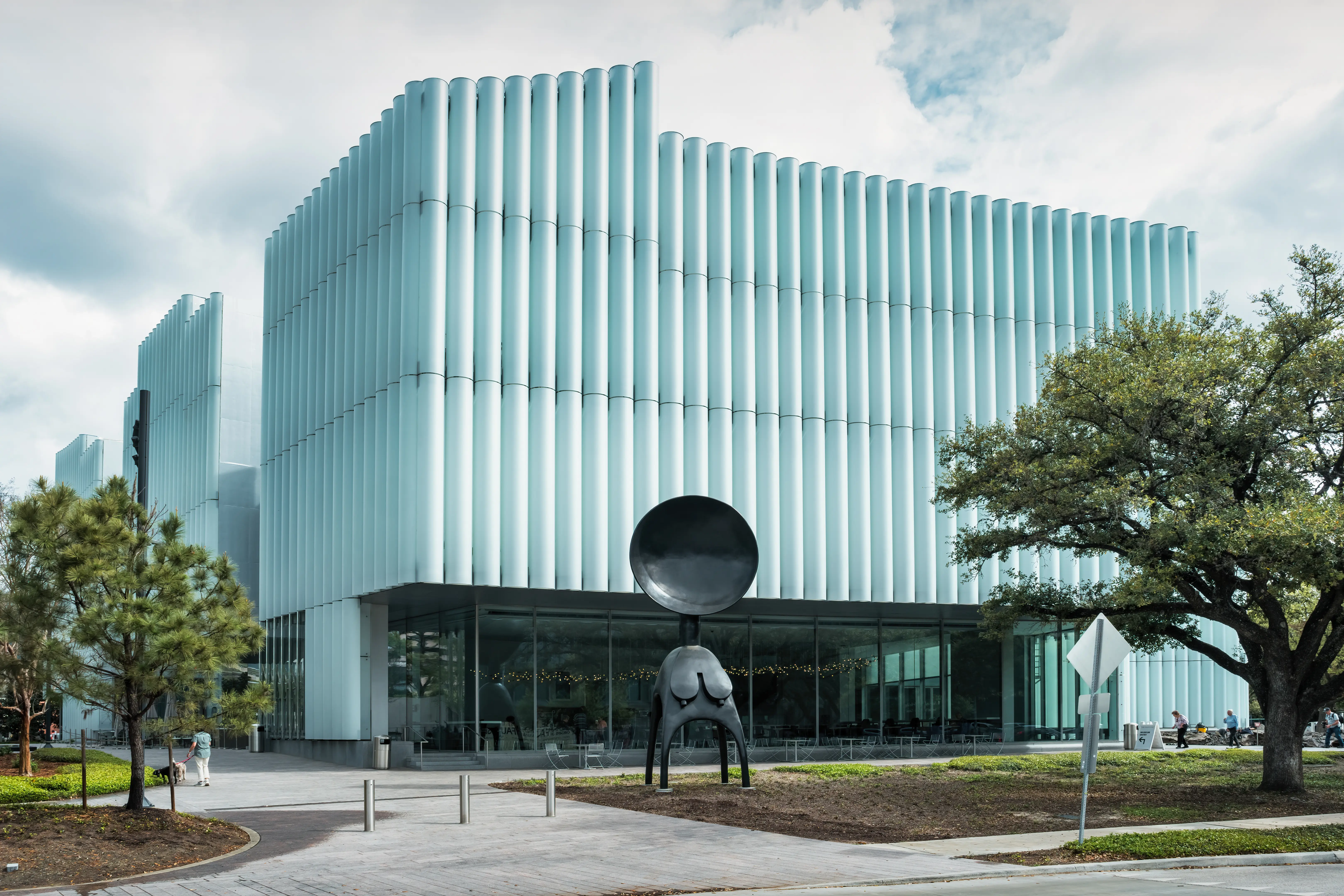 Exterior image of the Museum of Fine Arts Houston.