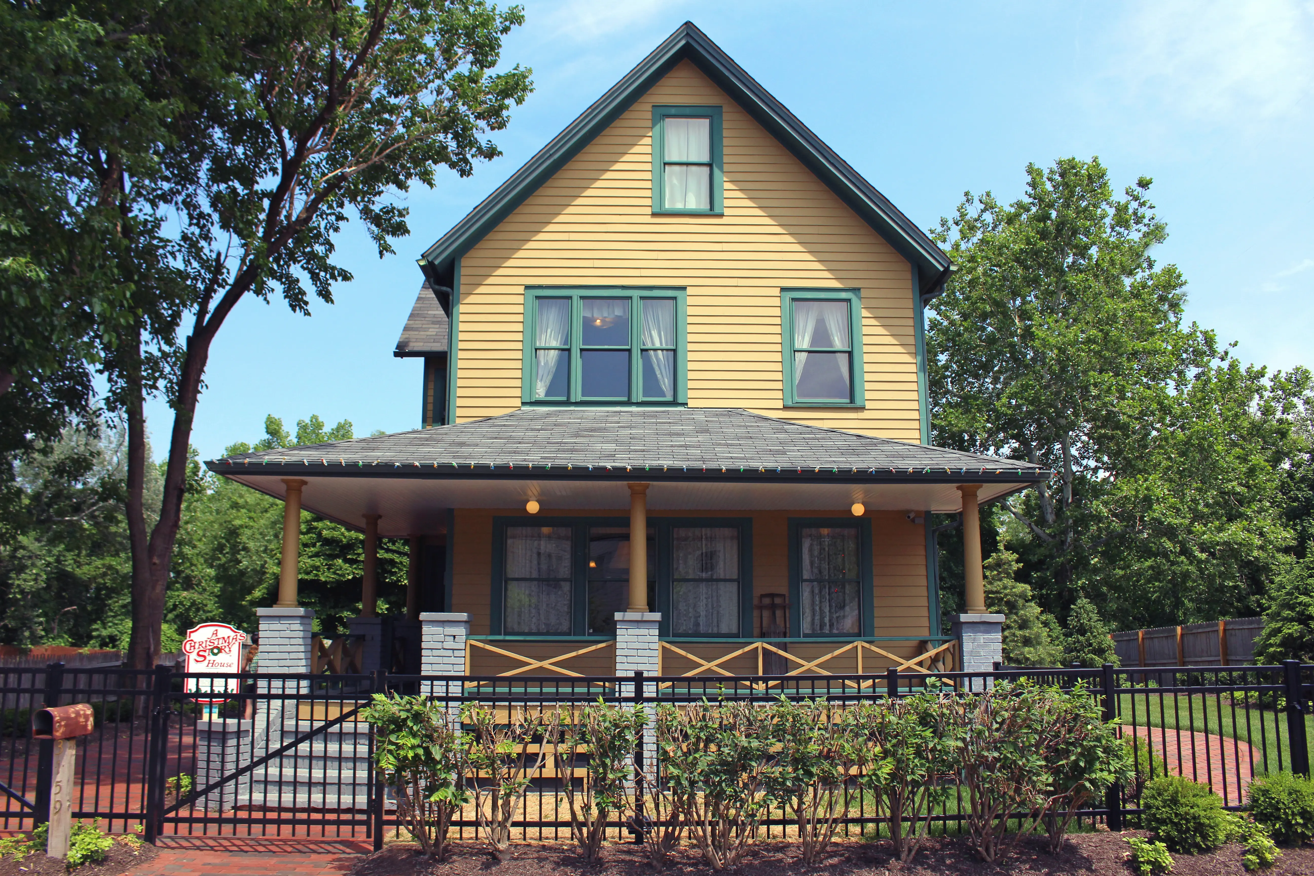 Exterior photo of A Christmas Story House & Museum in Cleveland Ohio