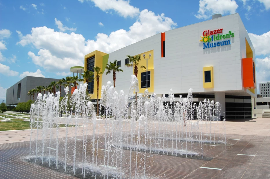 Glazer Children's Museum exterior view daytime showing fountains