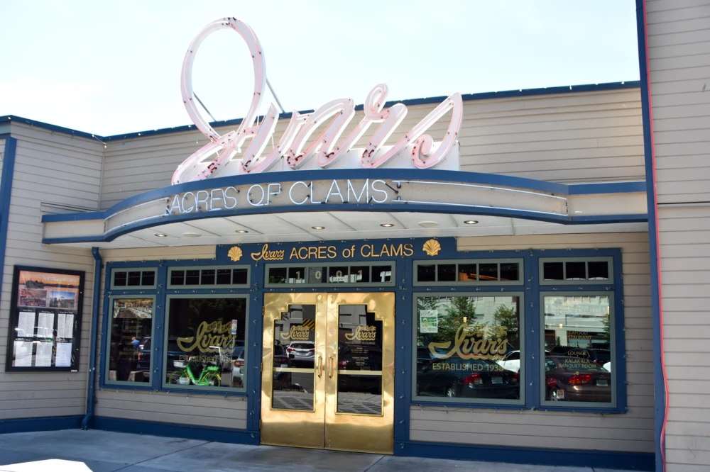 Exterior of Ivar's Acres of Clams in Seattle, Washington.