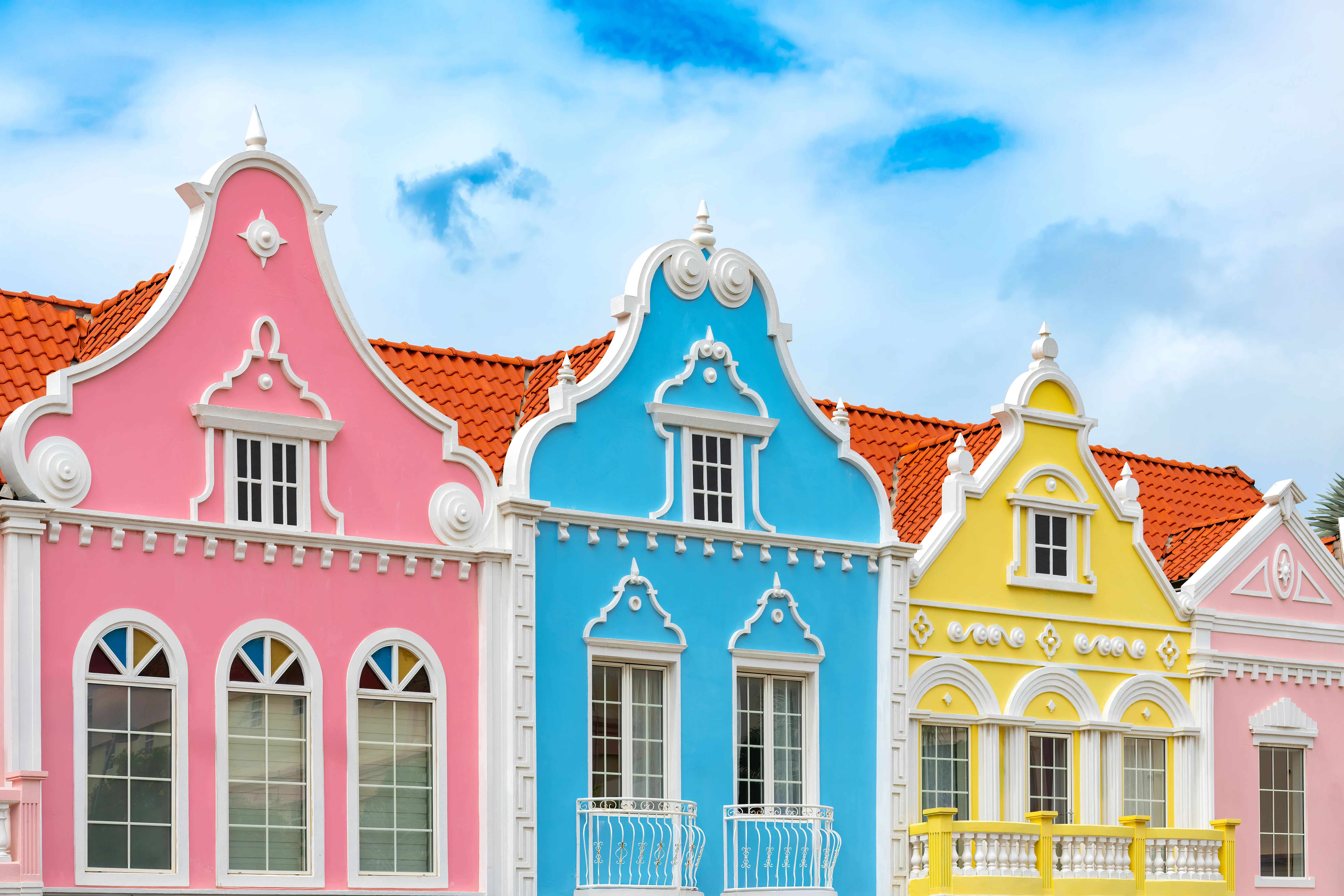 Colorful architecture showcasing Dutch influences in Oranjestad