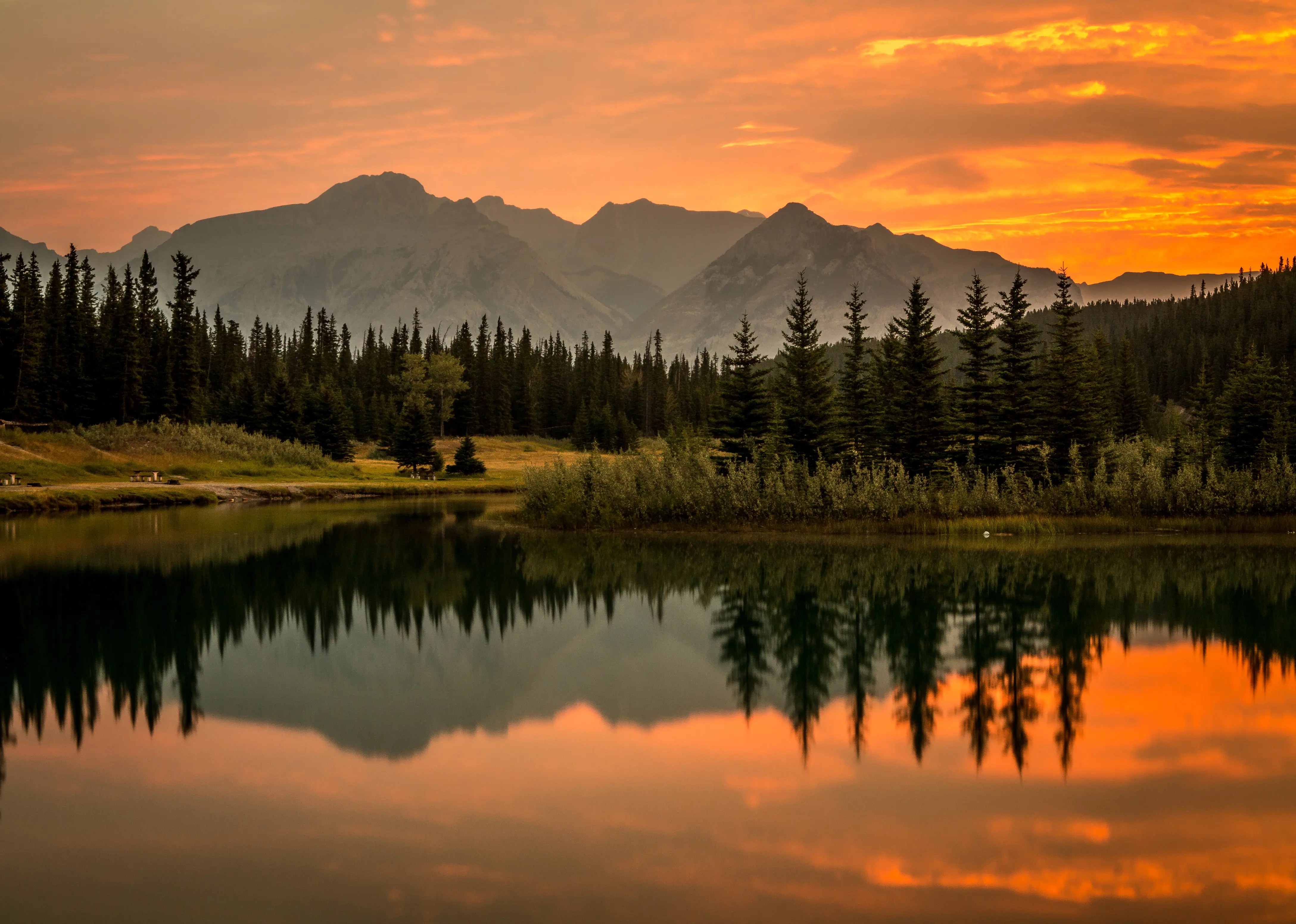 Photo of Morning sunrise at Banff, Canada