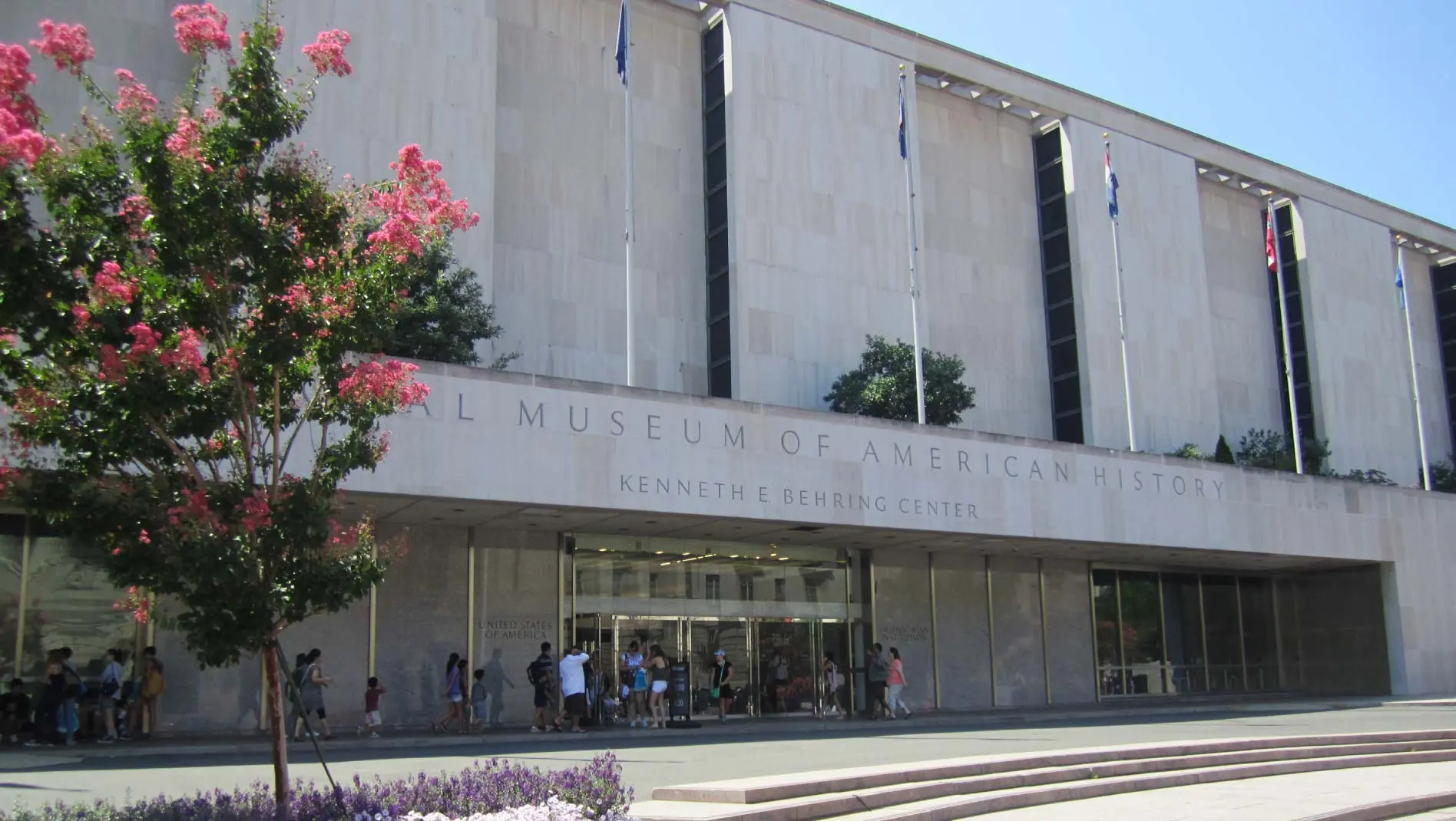 An exterior view of the National Gallery of Art