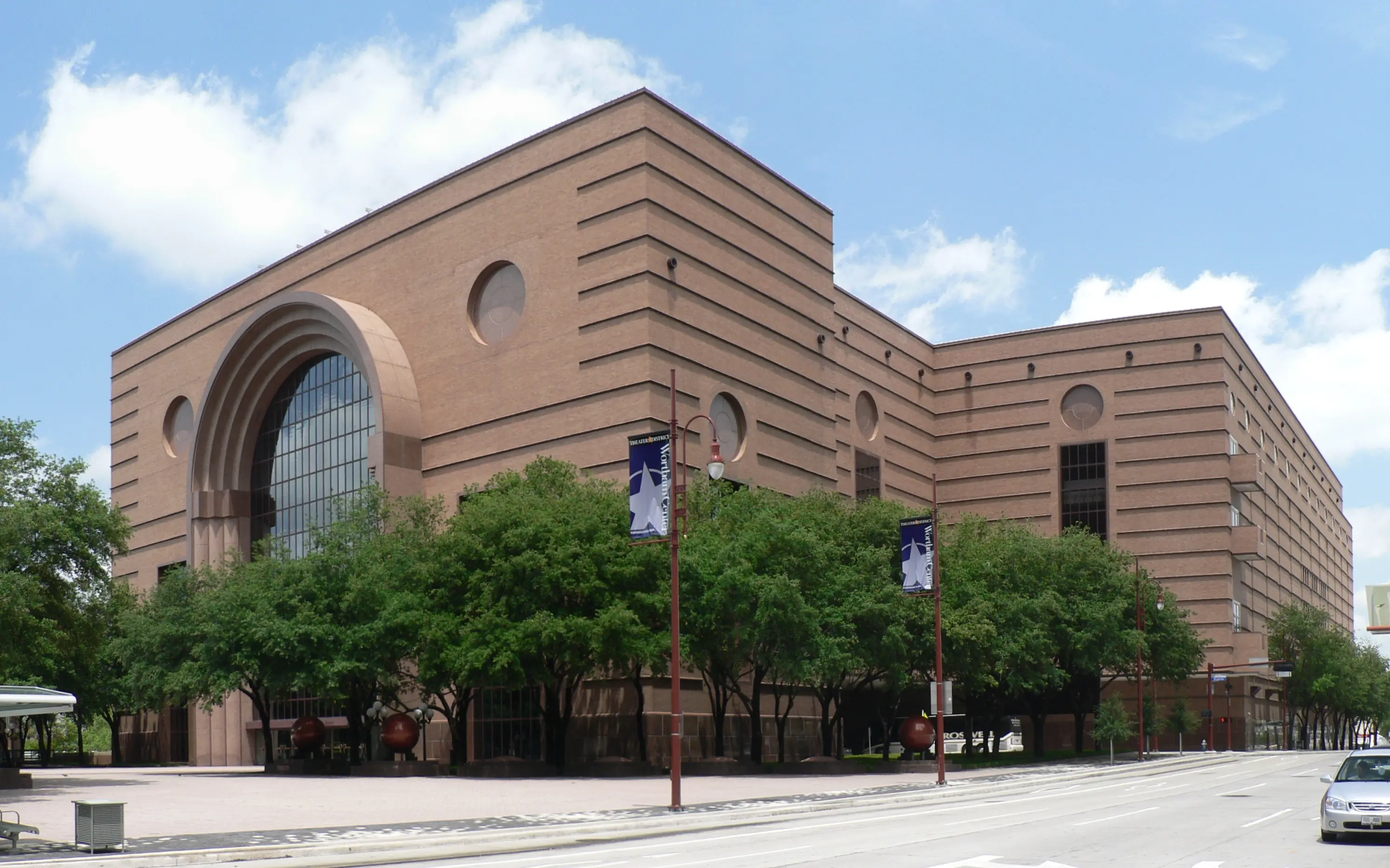 Exterior image of the Wortham Theater Center, in Houston Texas.