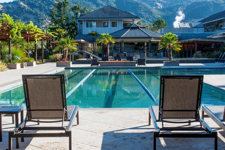 Image of the pool at Calistoga Spa Hot Springs in California.