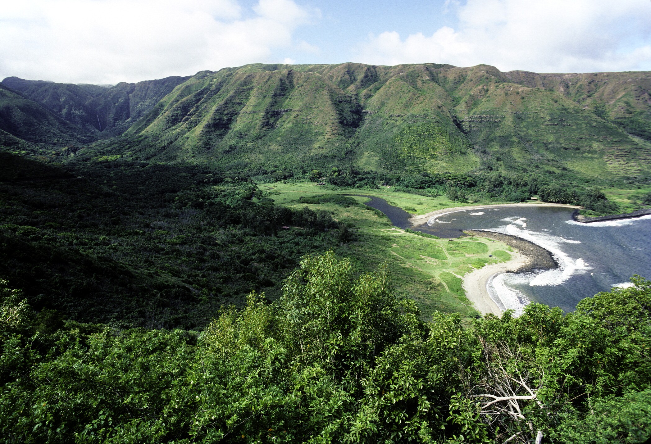 Halawa Valley Scenic Road Road Trip