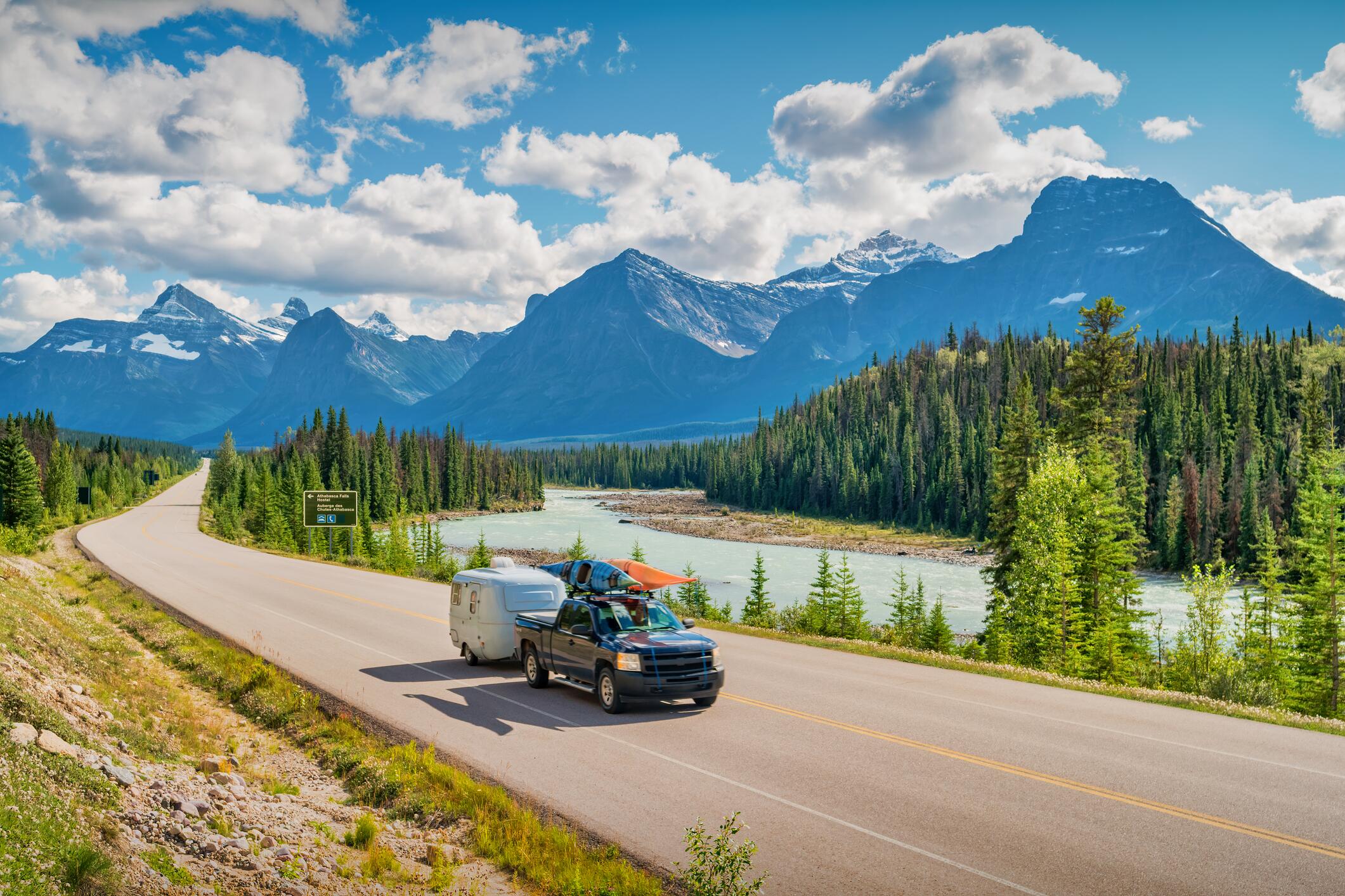 Roadtrip on Icefields Parkway