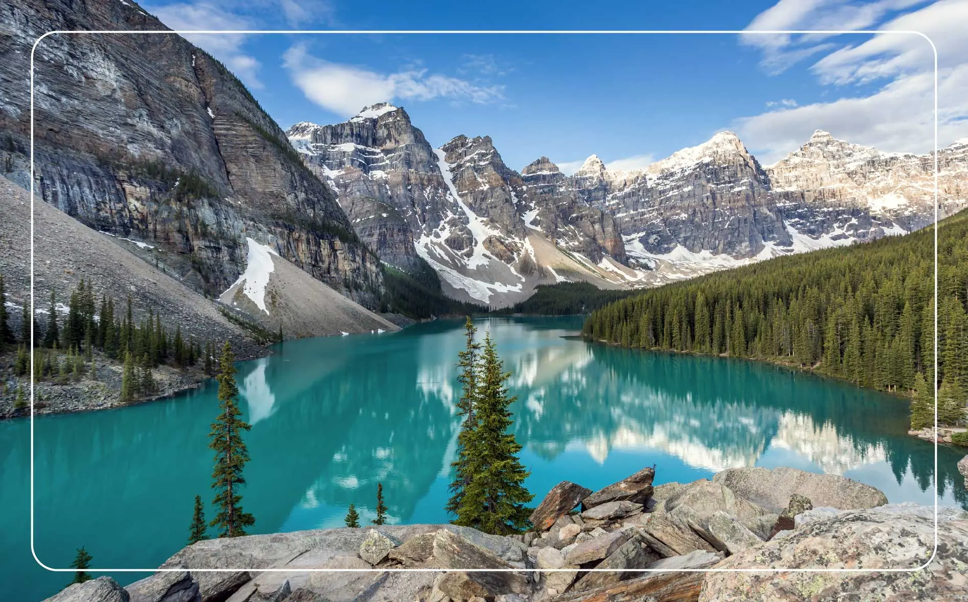 Moraine Lake at sunrise in June, Banff National Park, Canada.