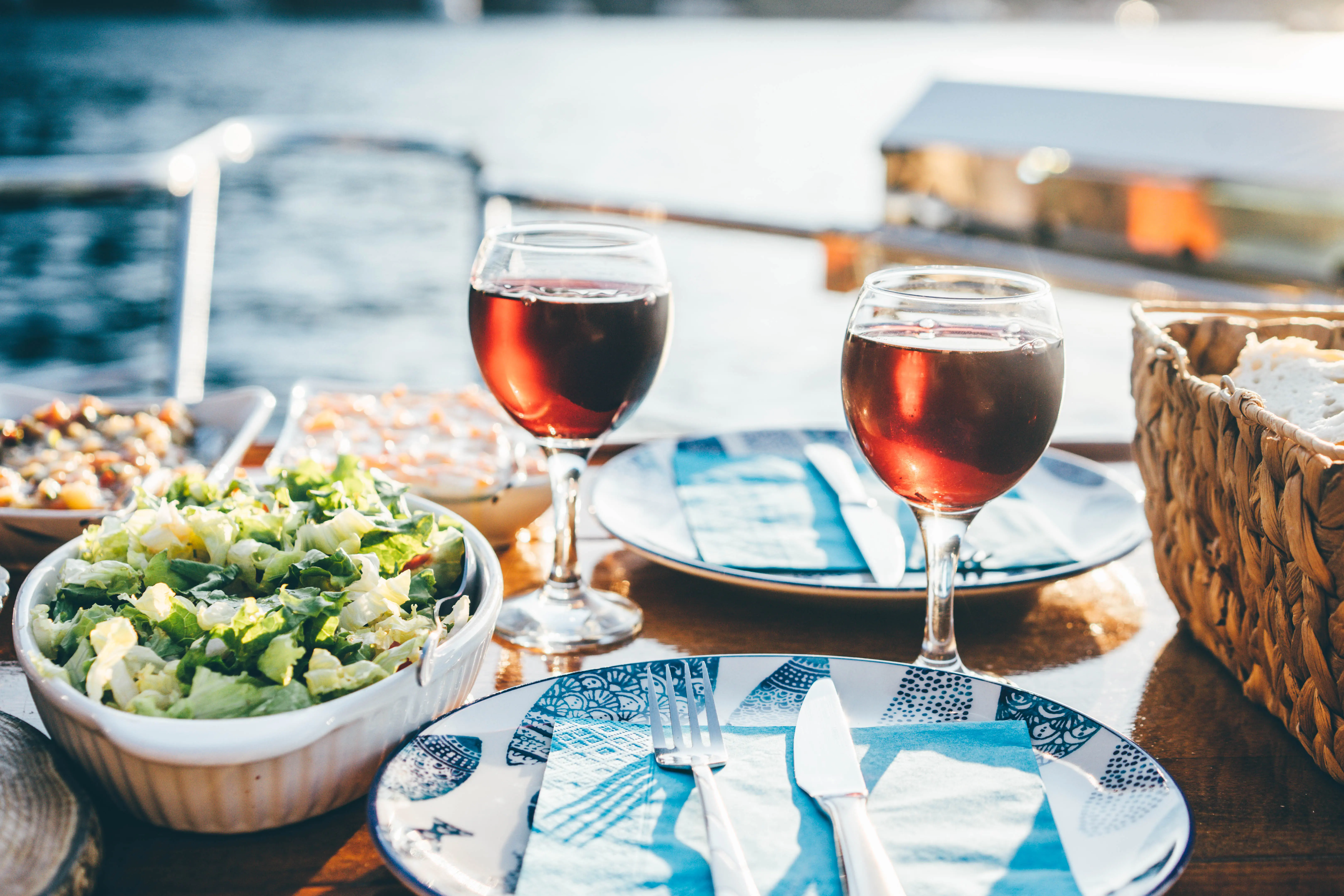 Image of food and drinks being served on board a cruise ship.