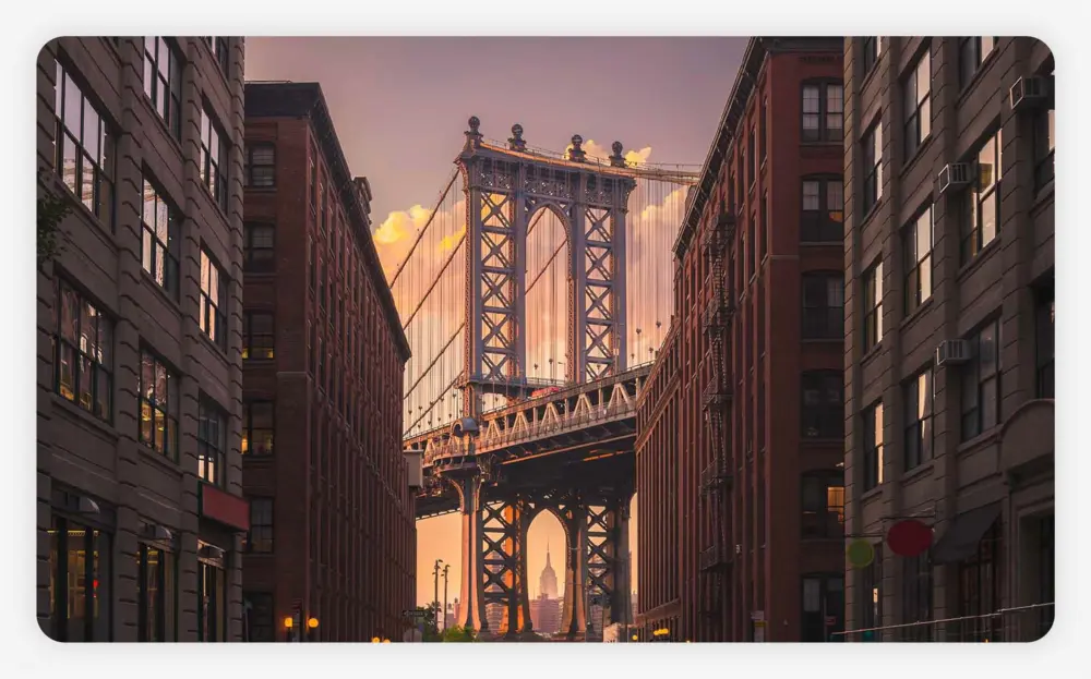 the Manhattan Bridge in New York City at sunset