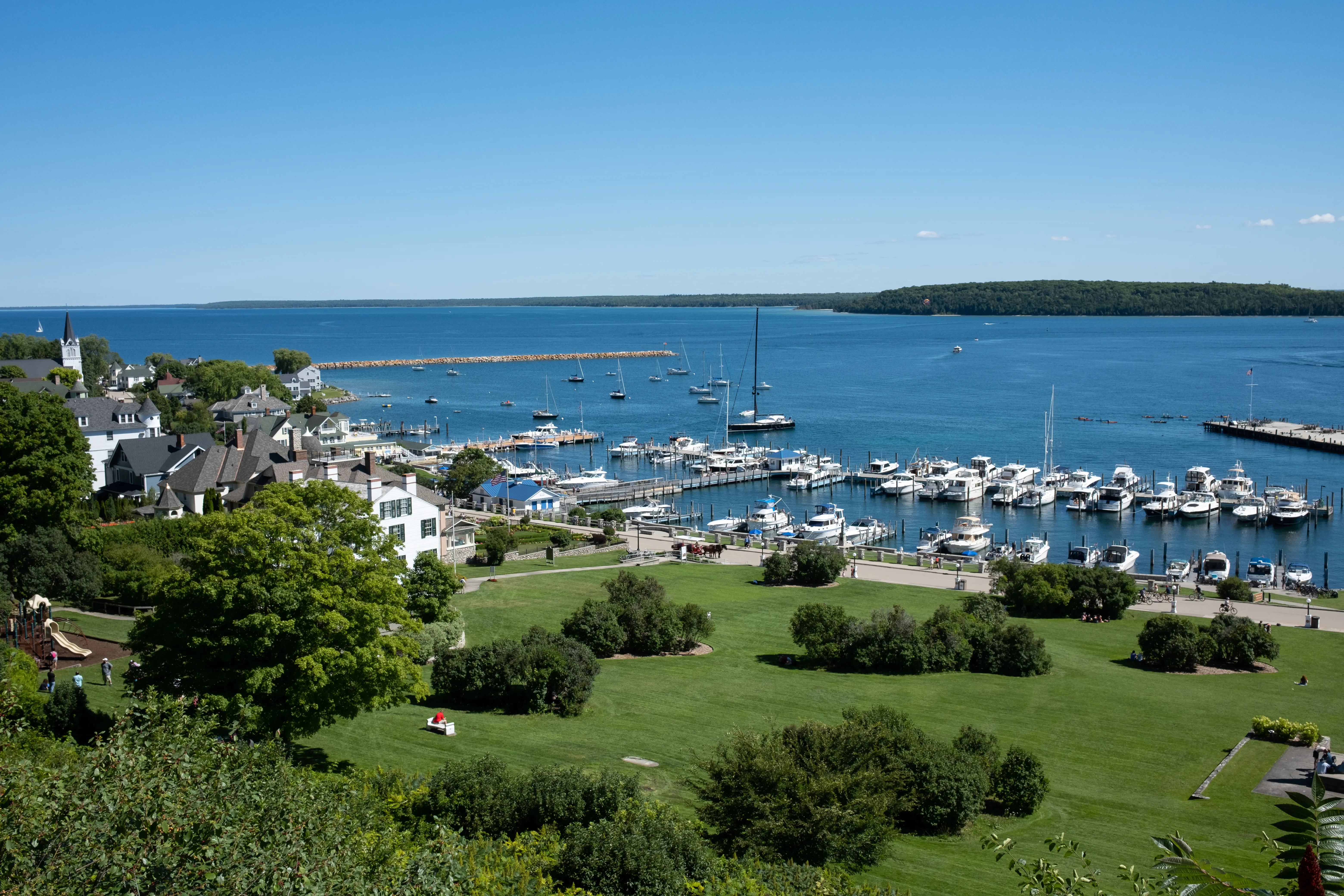 Outdoor landscape shot of the coastal town at Mackinac Island