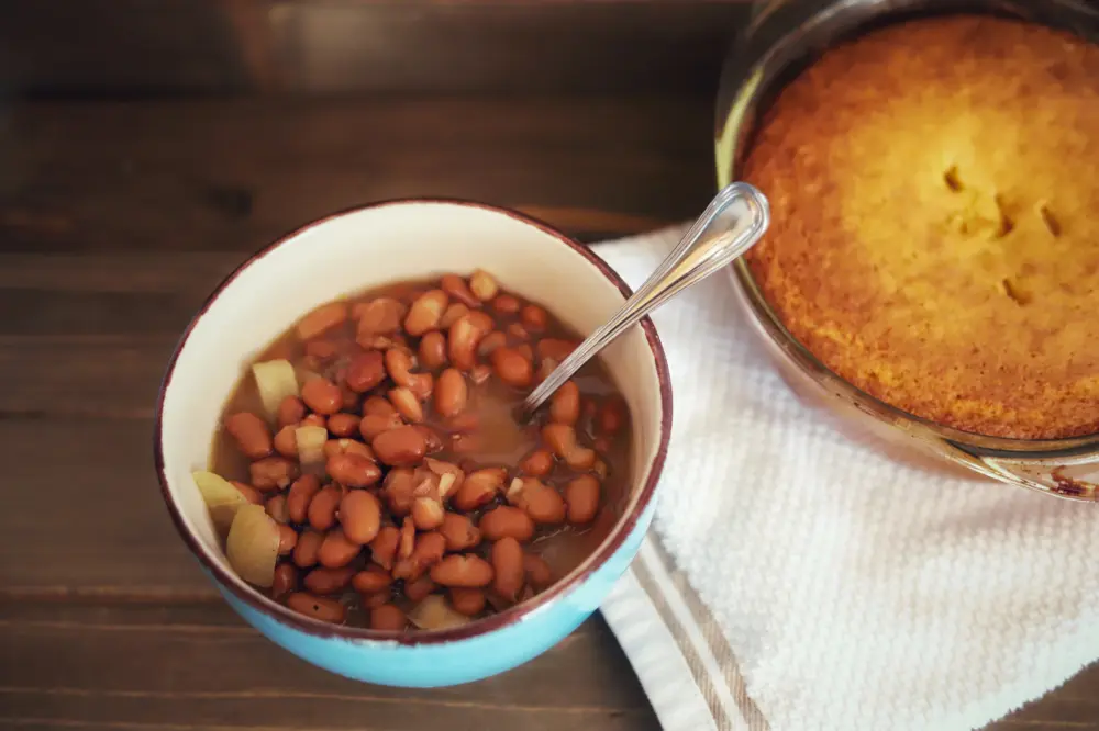 pinto beans and cornbread