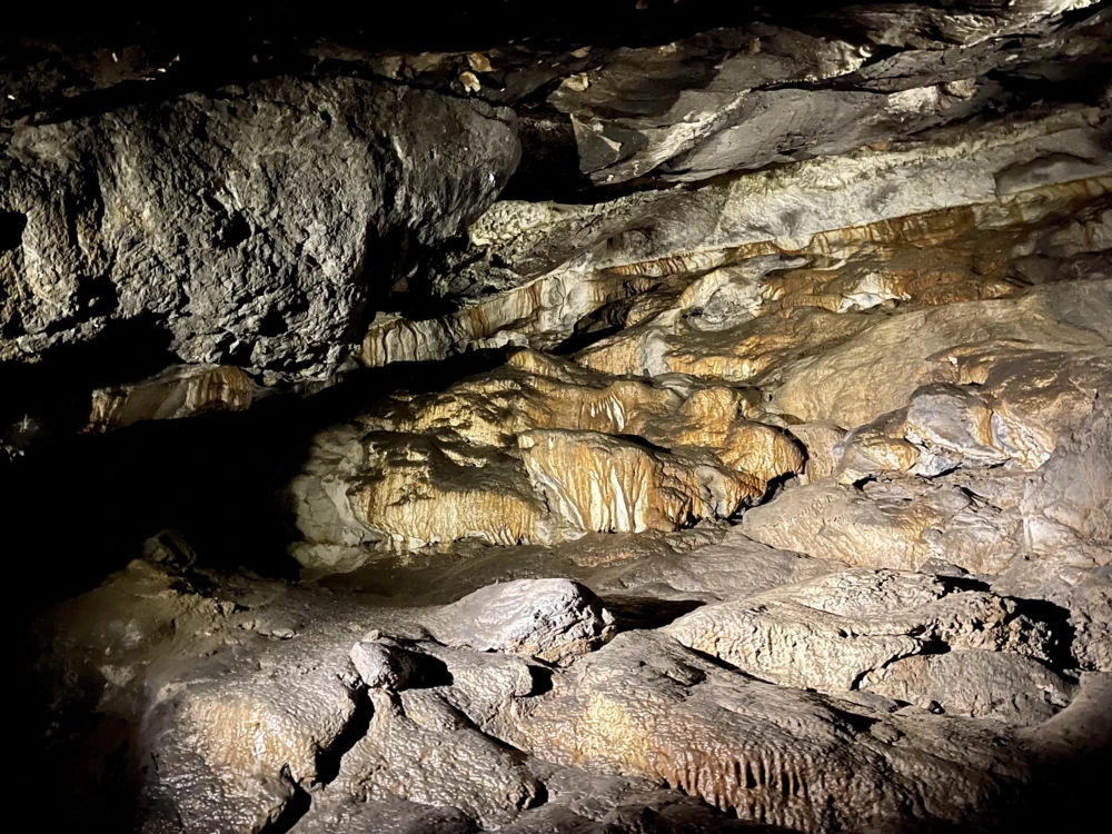 Timpaganos Cave National Monument