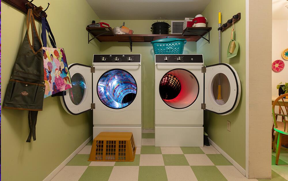 Image of an exhibit inside Meow Wolf Grapevine's The Real Unreal.