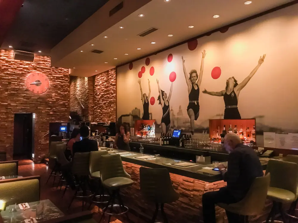 bar at Jones Restaurant