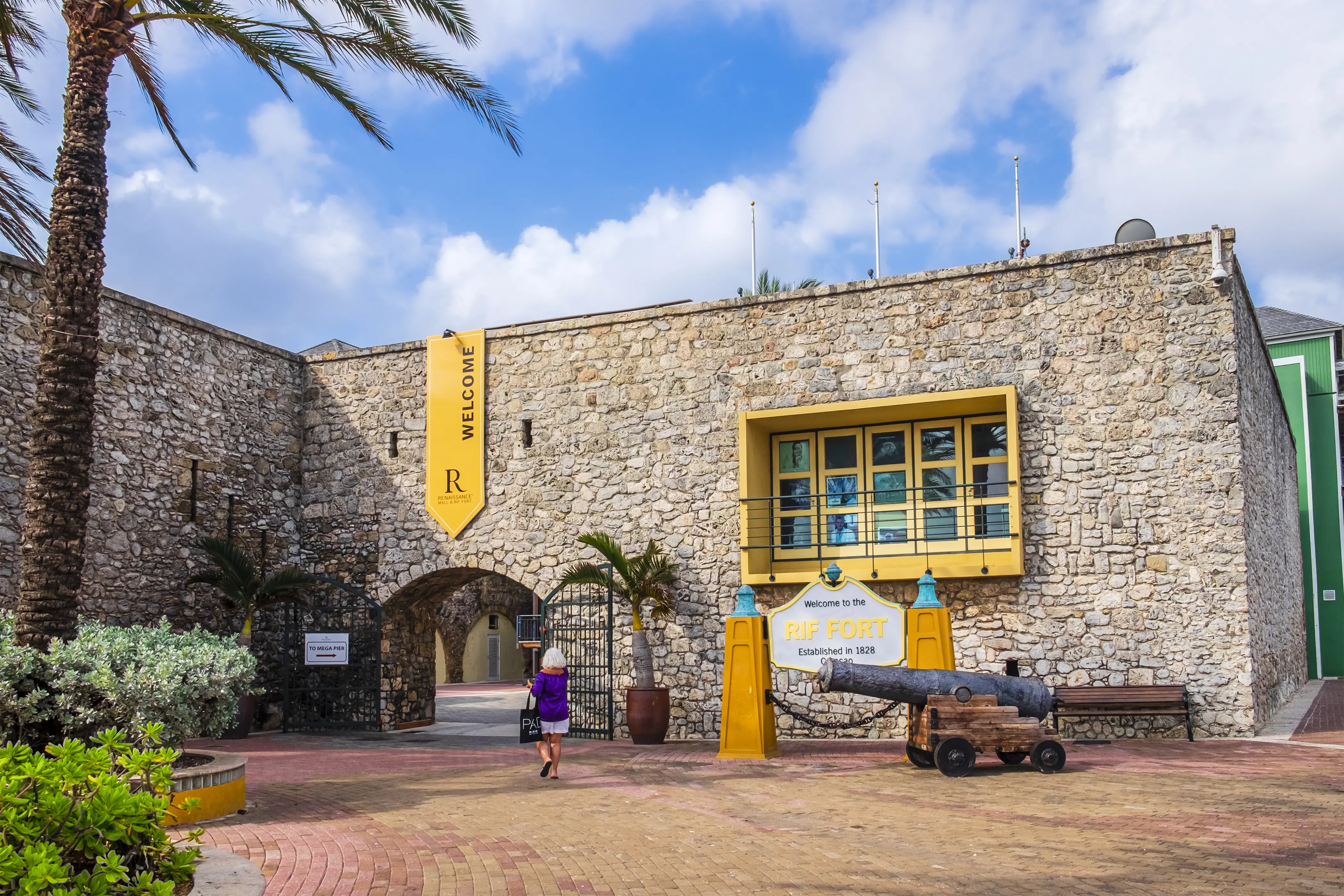 Exterior image of the Rif Fort in Willemstad, Curaçao.