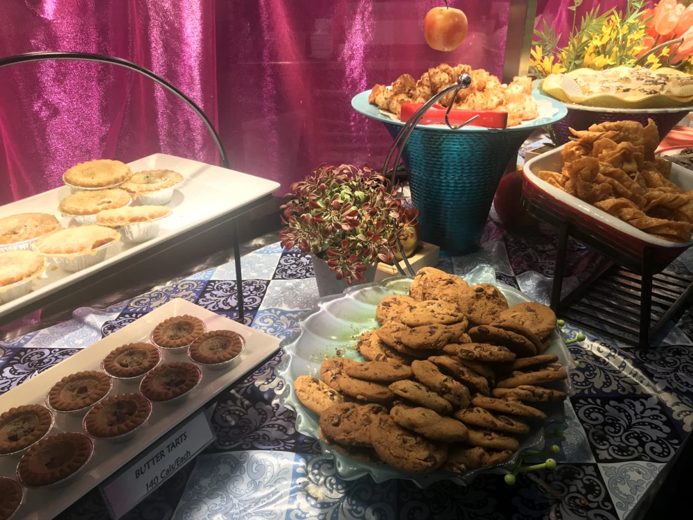 dessert at Mandarin Restaurant Toronto Ontario near airport