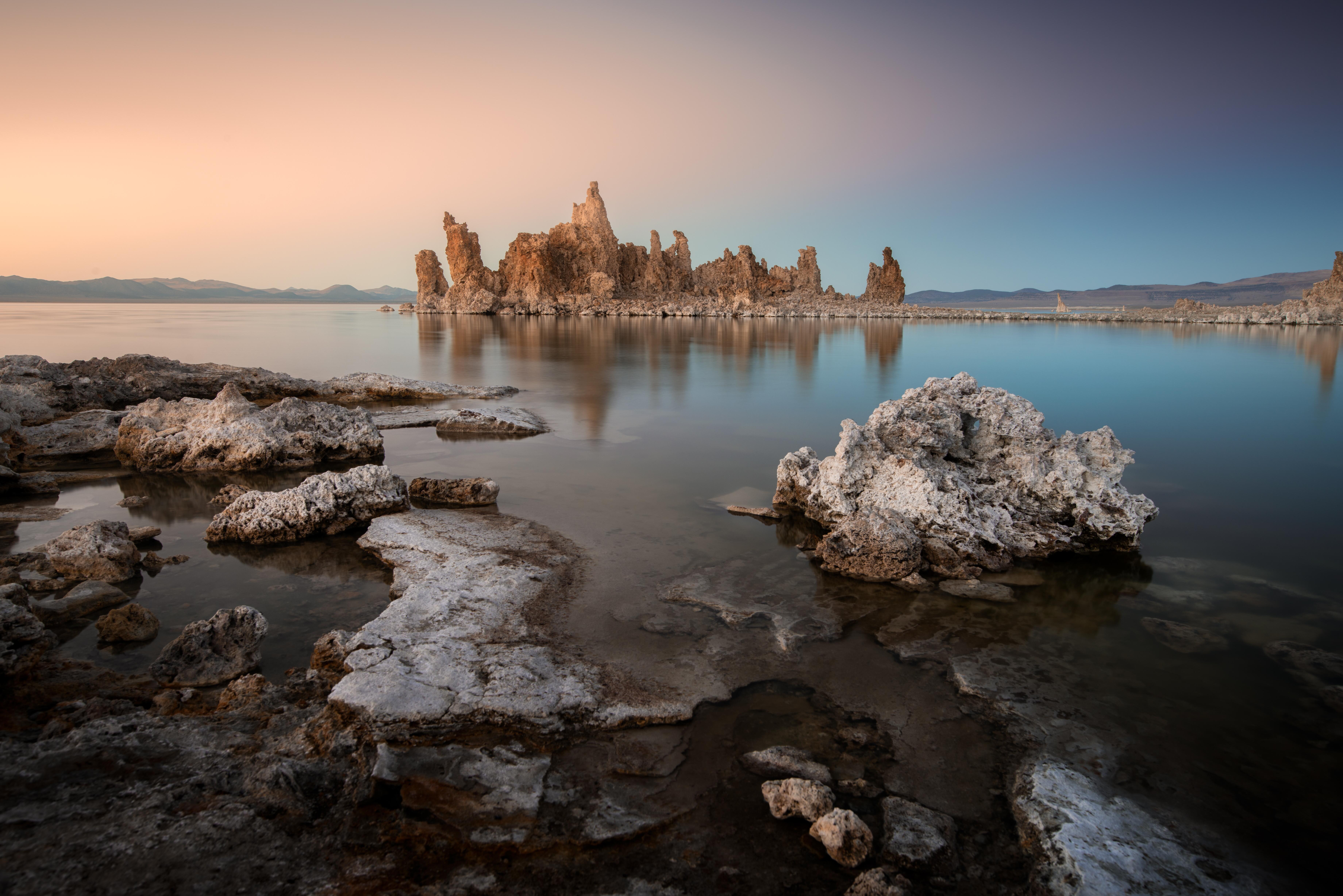 Image of rock formations around Mono Lake, in California.